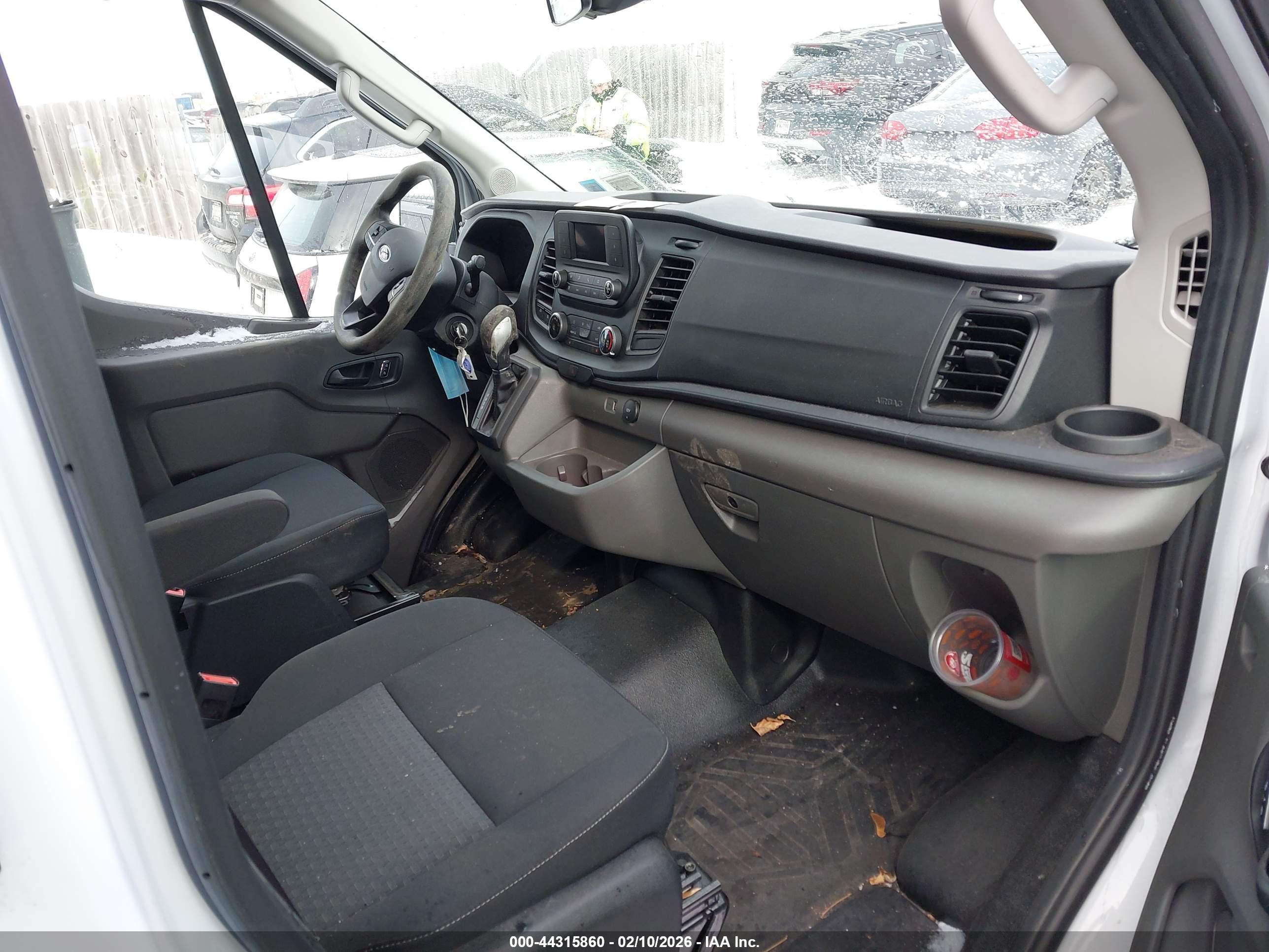 FORD TRANSIT-350 image 5