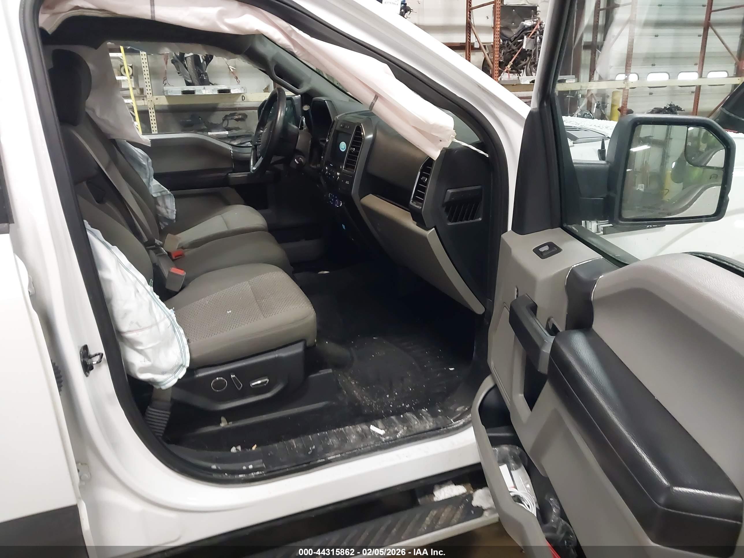 FORD F-150 image 5