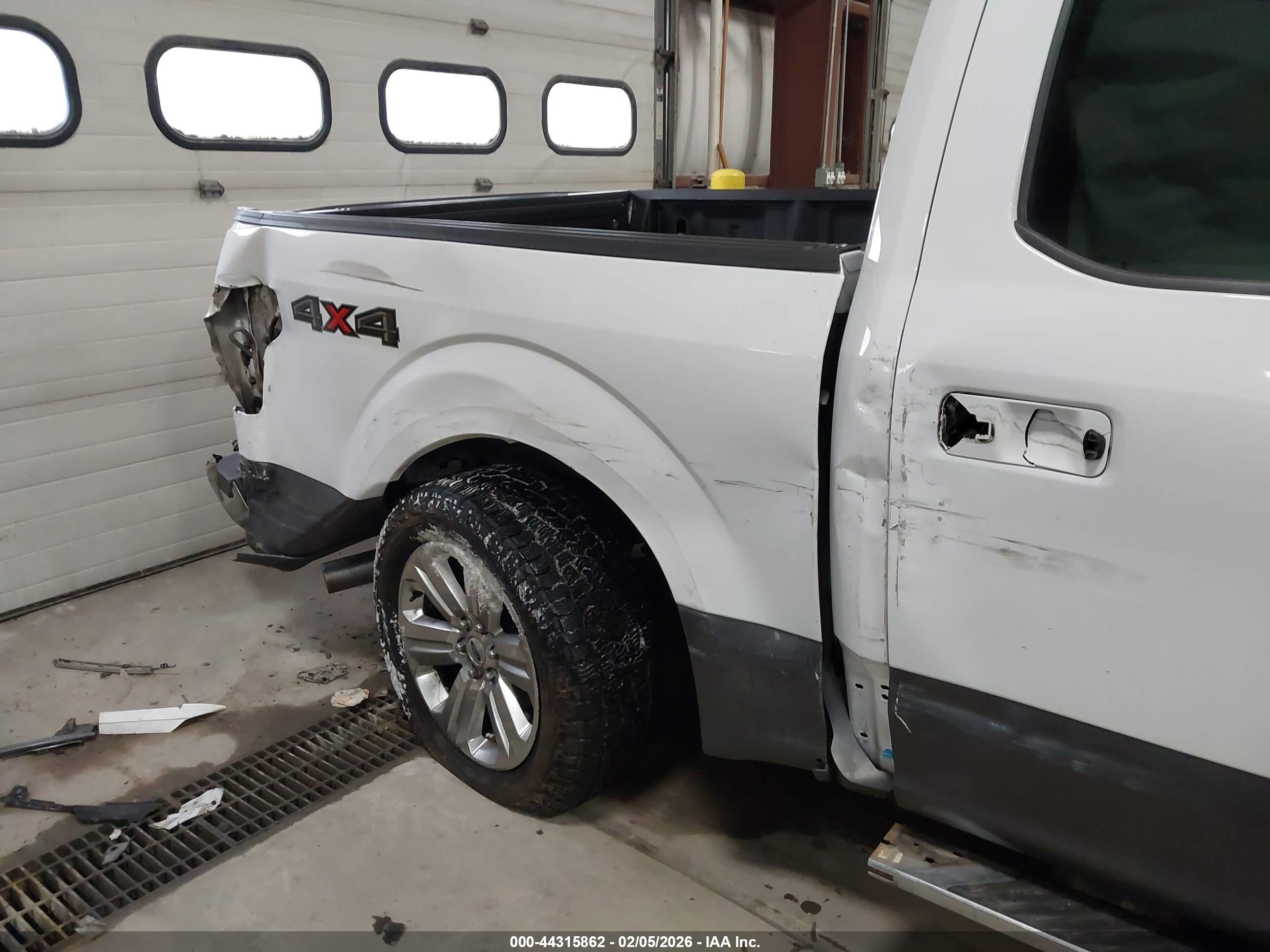 FORD F-150 image 6