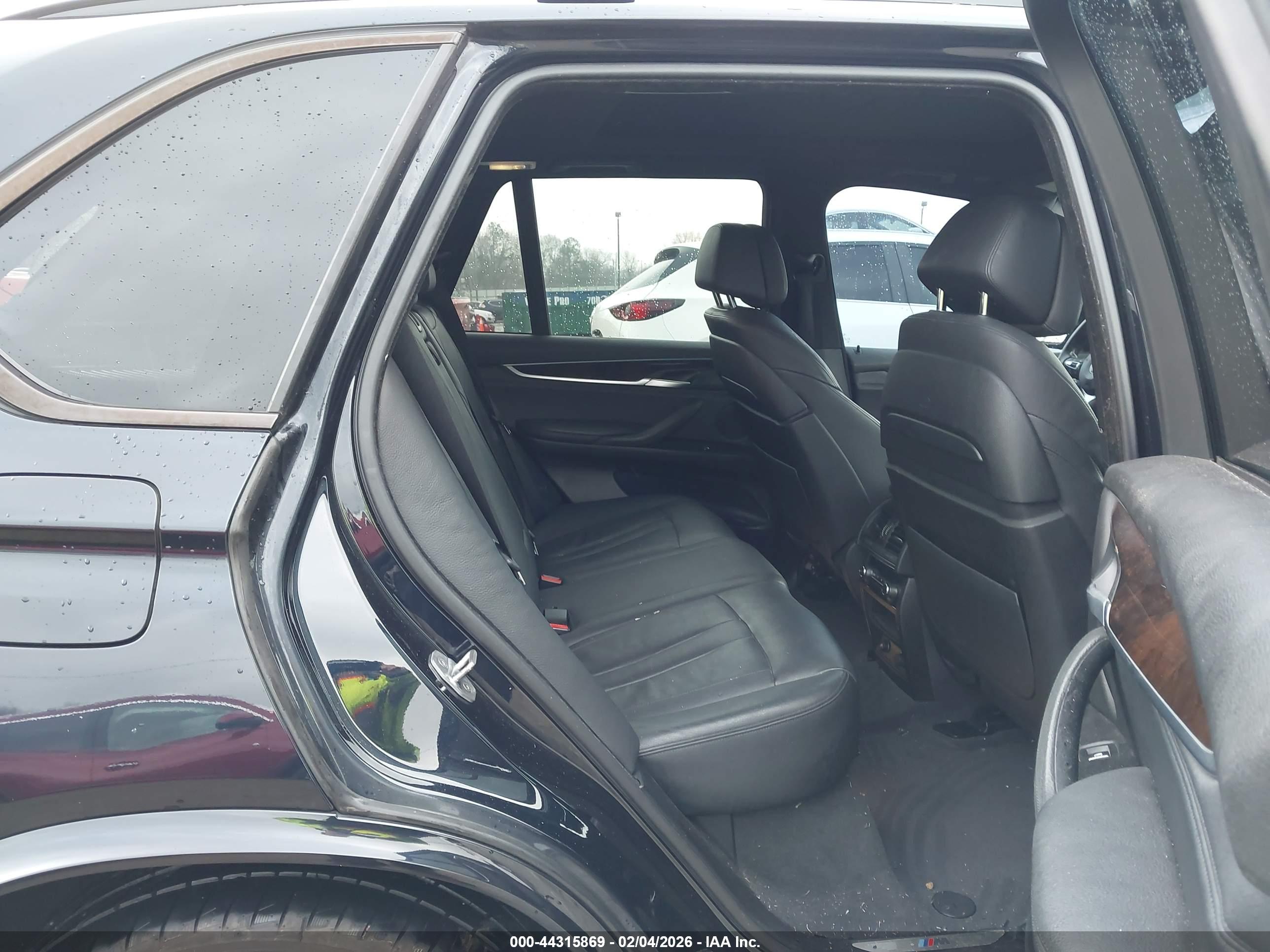 BMW X5 image 8