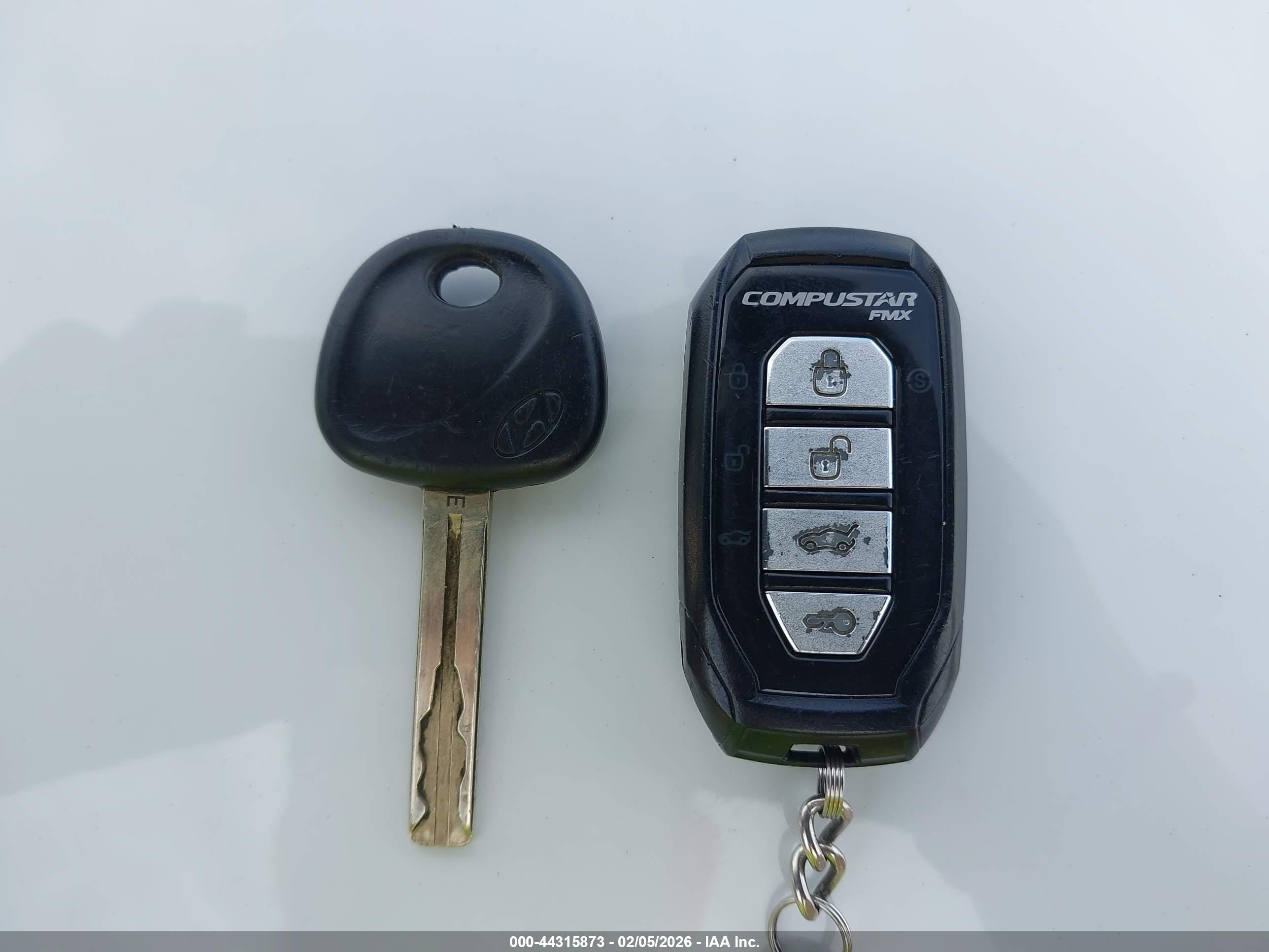 HYUNDAI SONATA image 11
