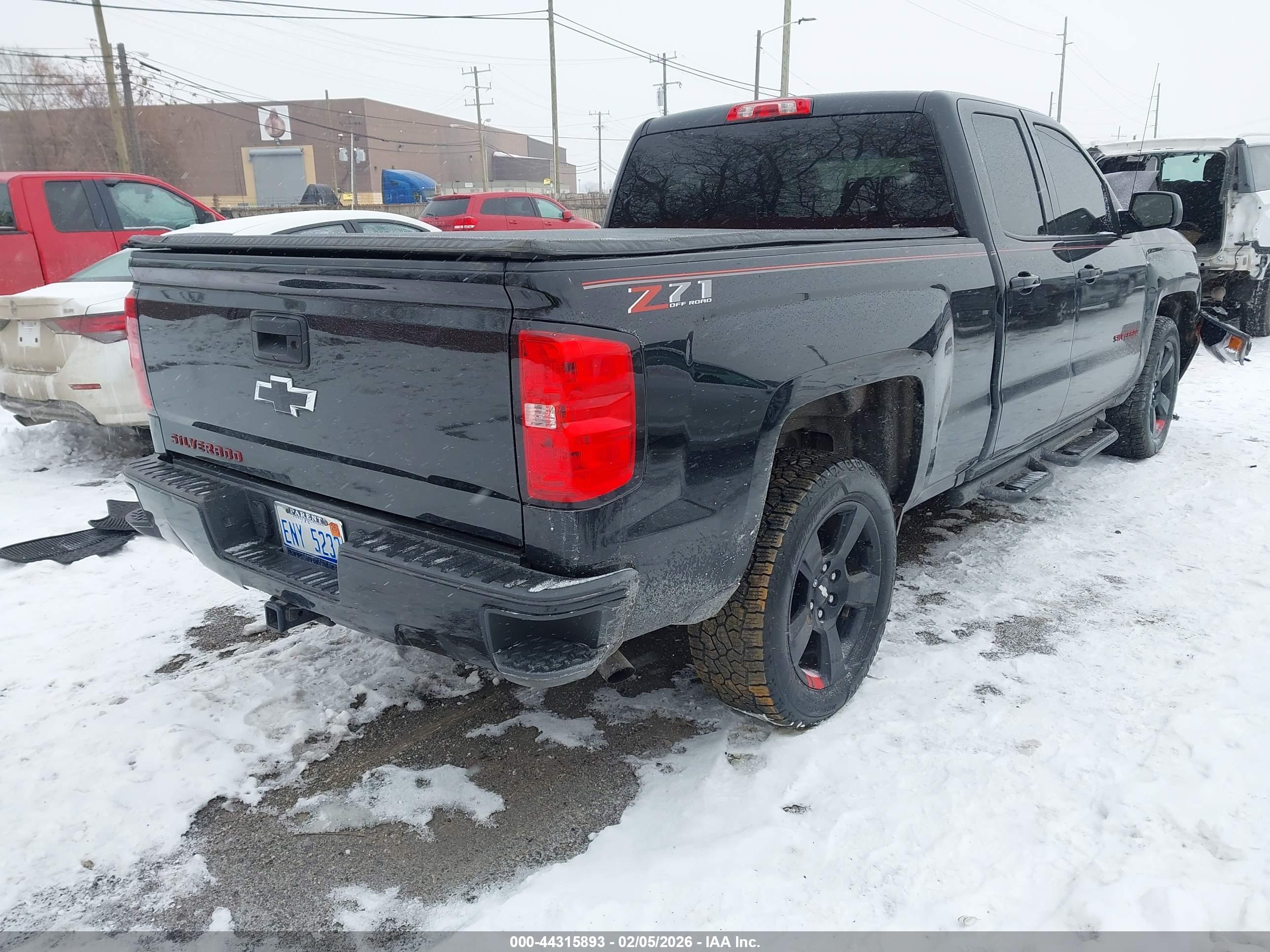 CHEVROLET SILVERADO image 4