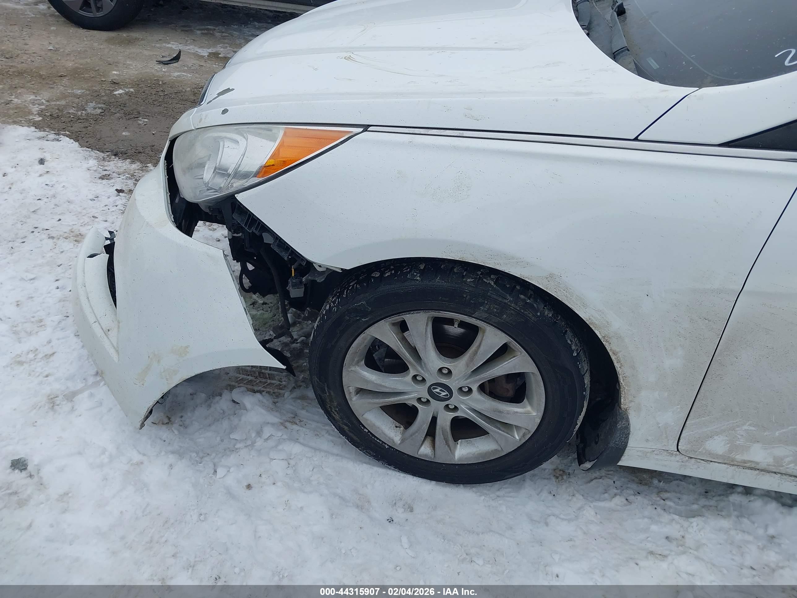 HYUNDAI SONATA image 6