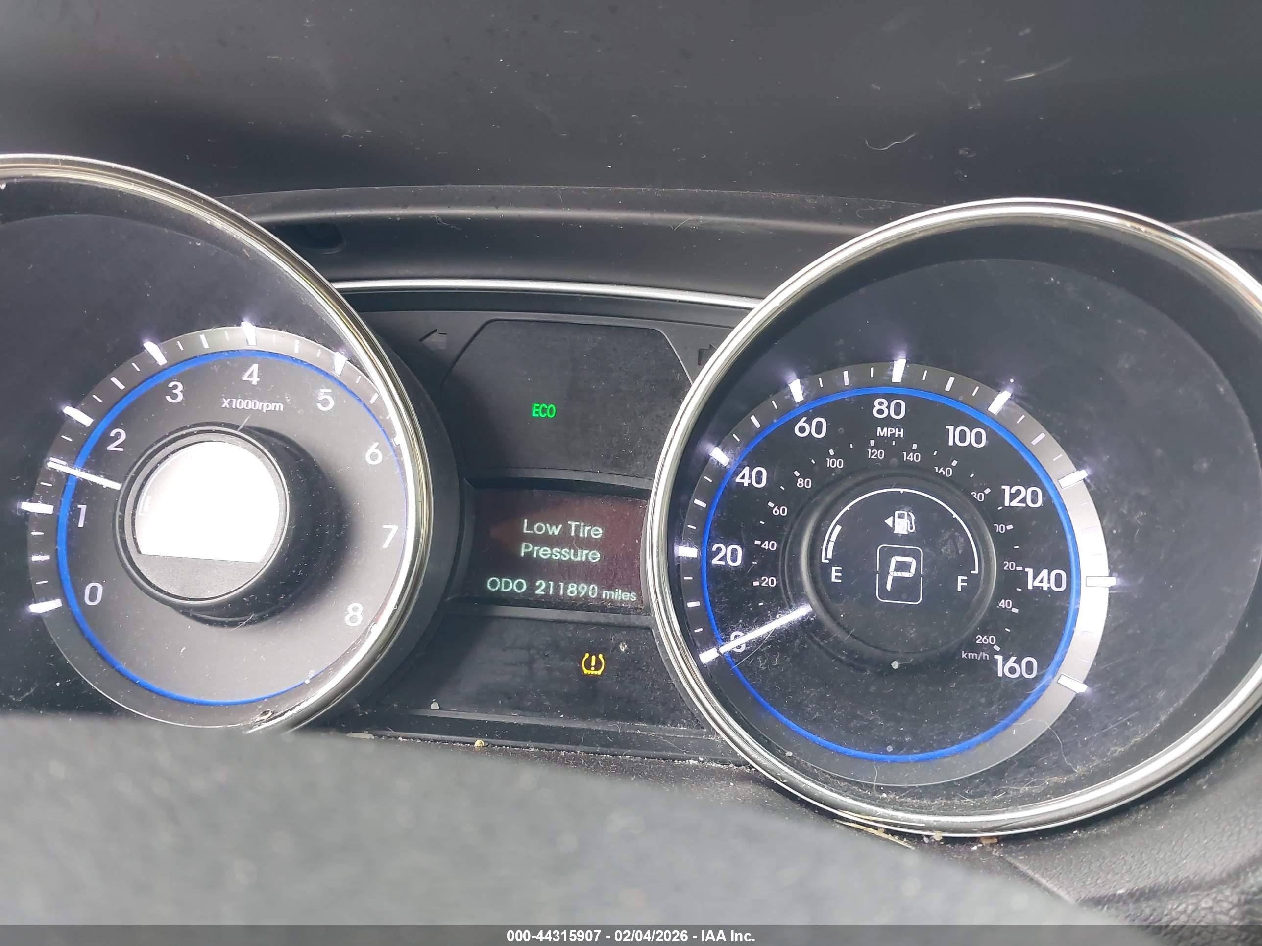 HYUNDAI SONATA image 7