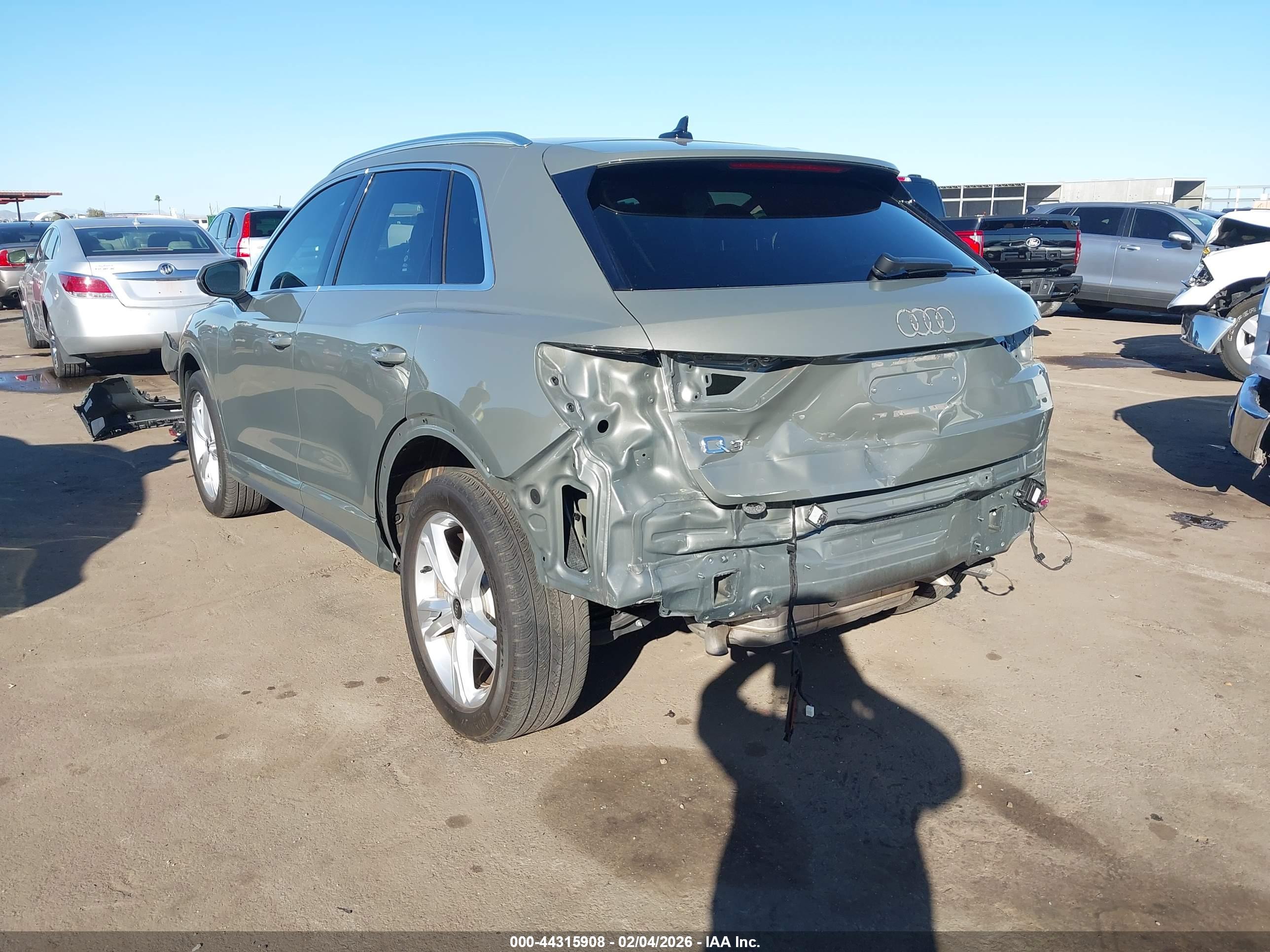 AUDI Q3 image 6