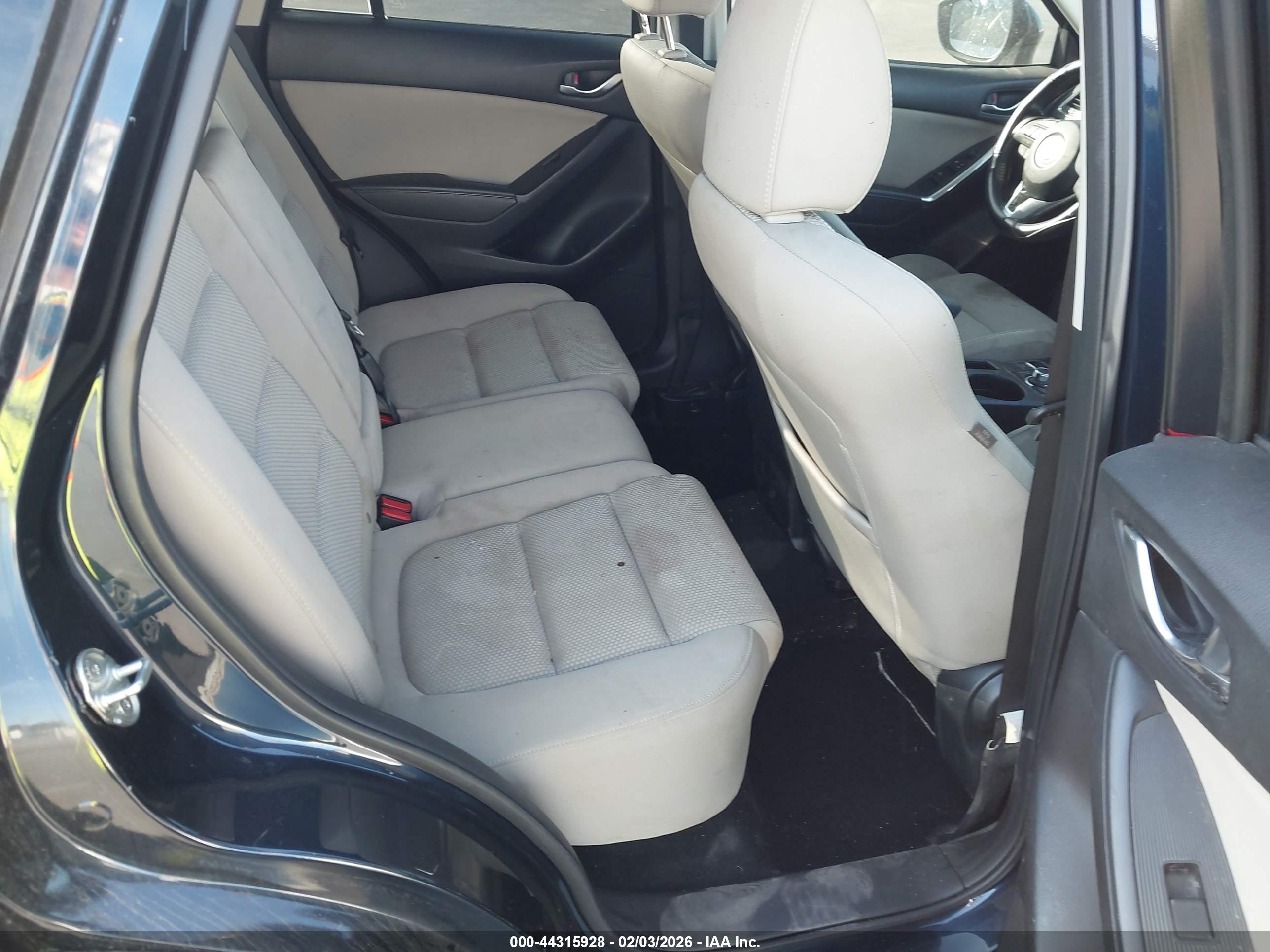 MAZDA CX-5 image 8