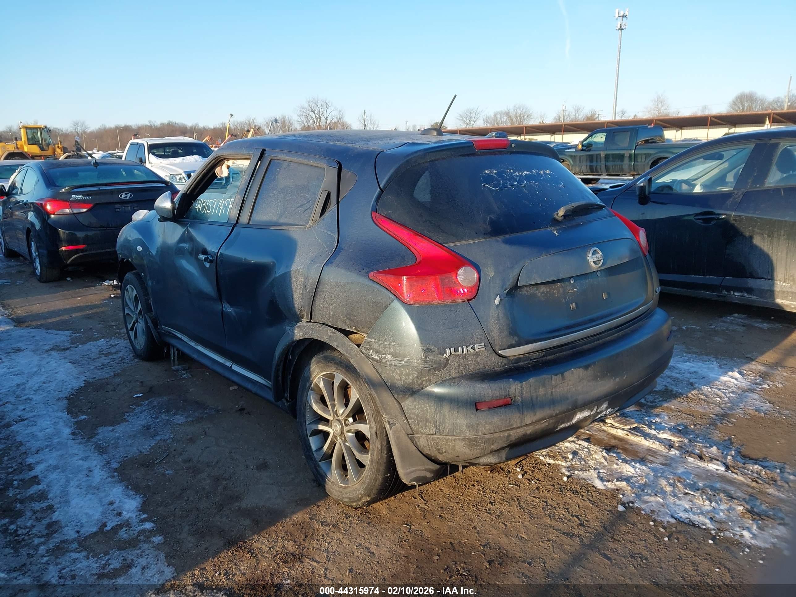 NISSAN JUKE image 3
