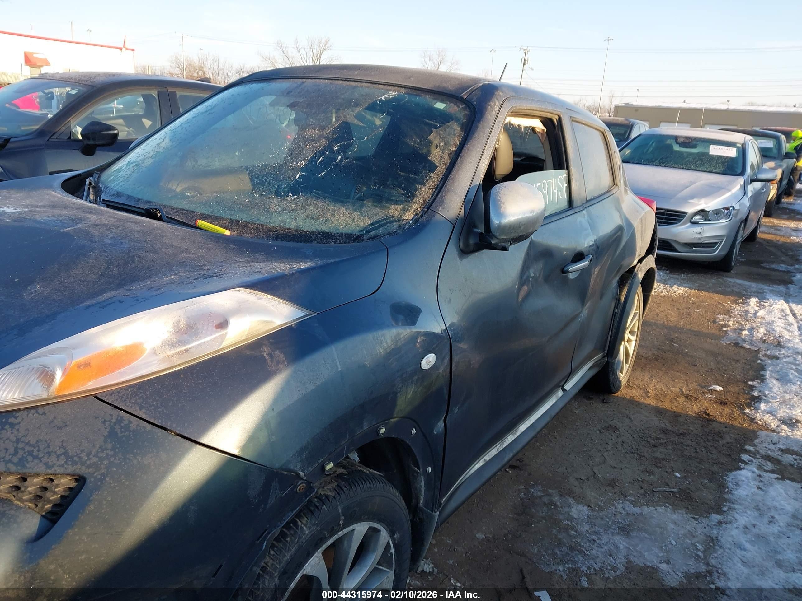 NISSAN JUKE image 6