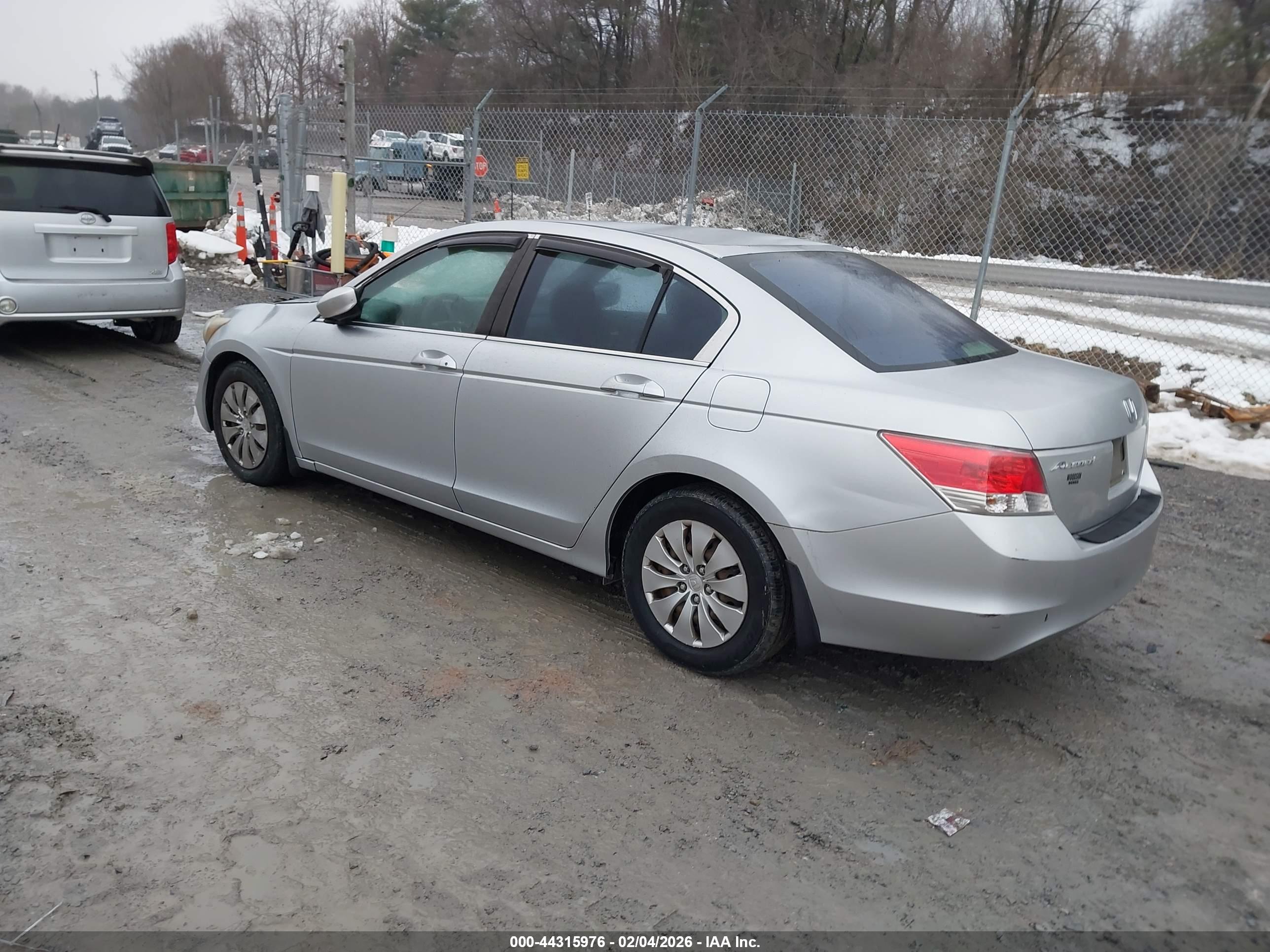 HONDA ACCORD image 3