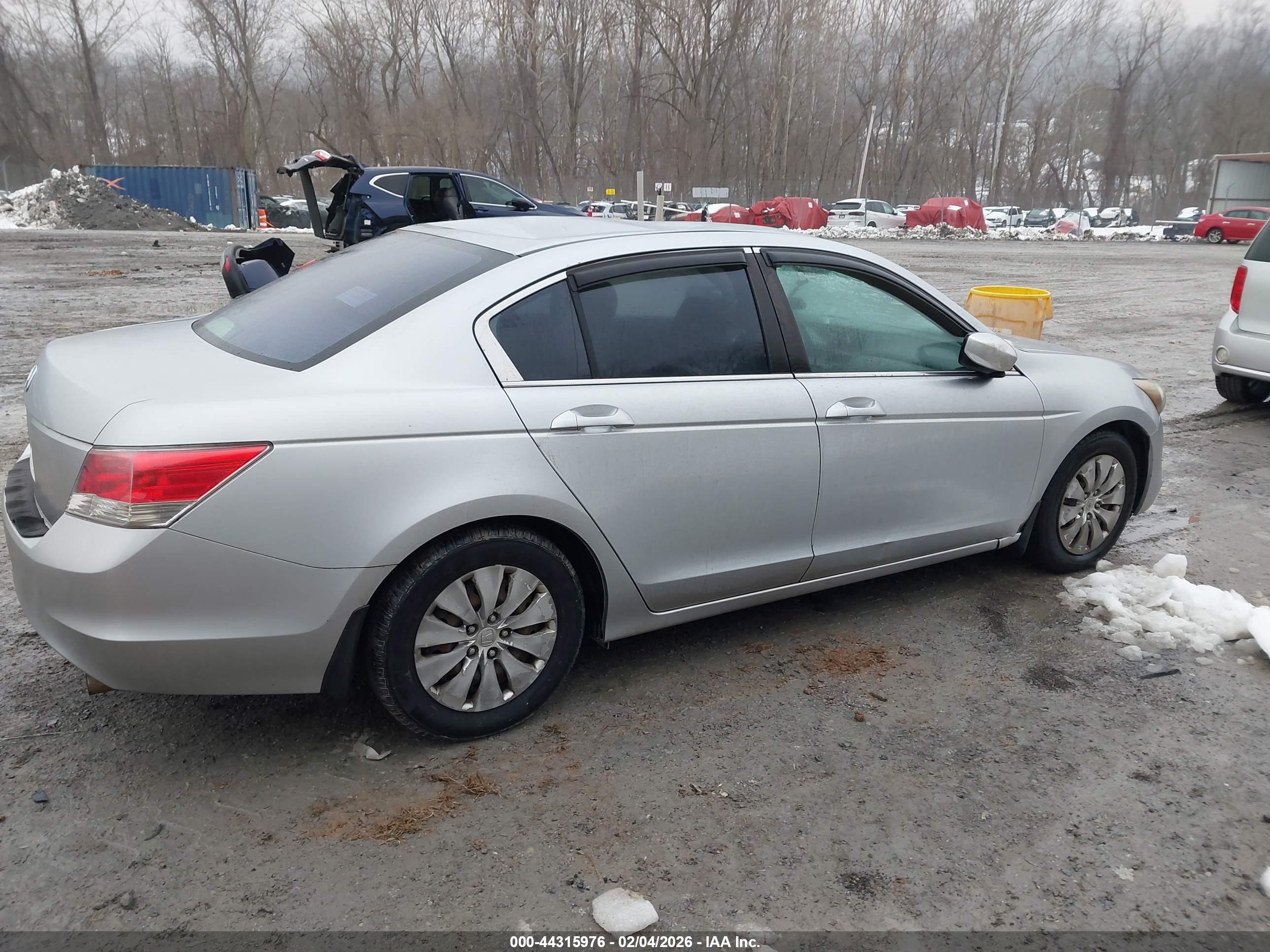 HONDA ACCORD image 4