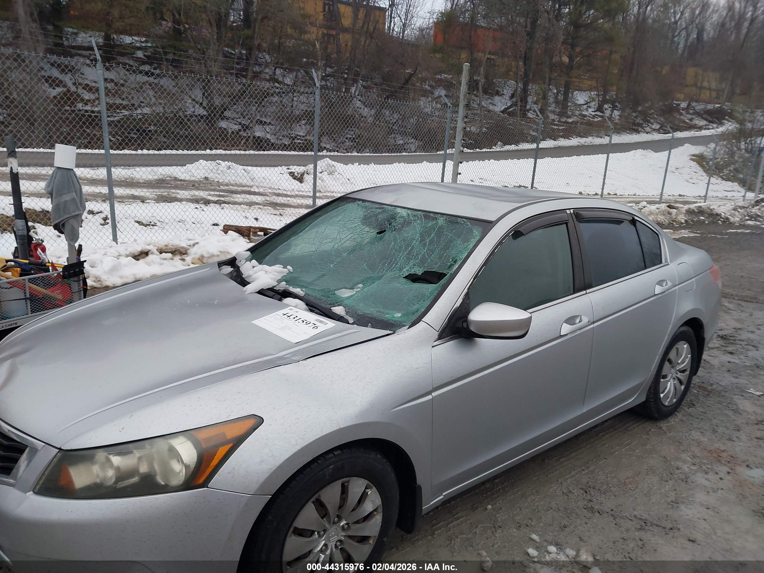 HONDA ACCORD image 6
