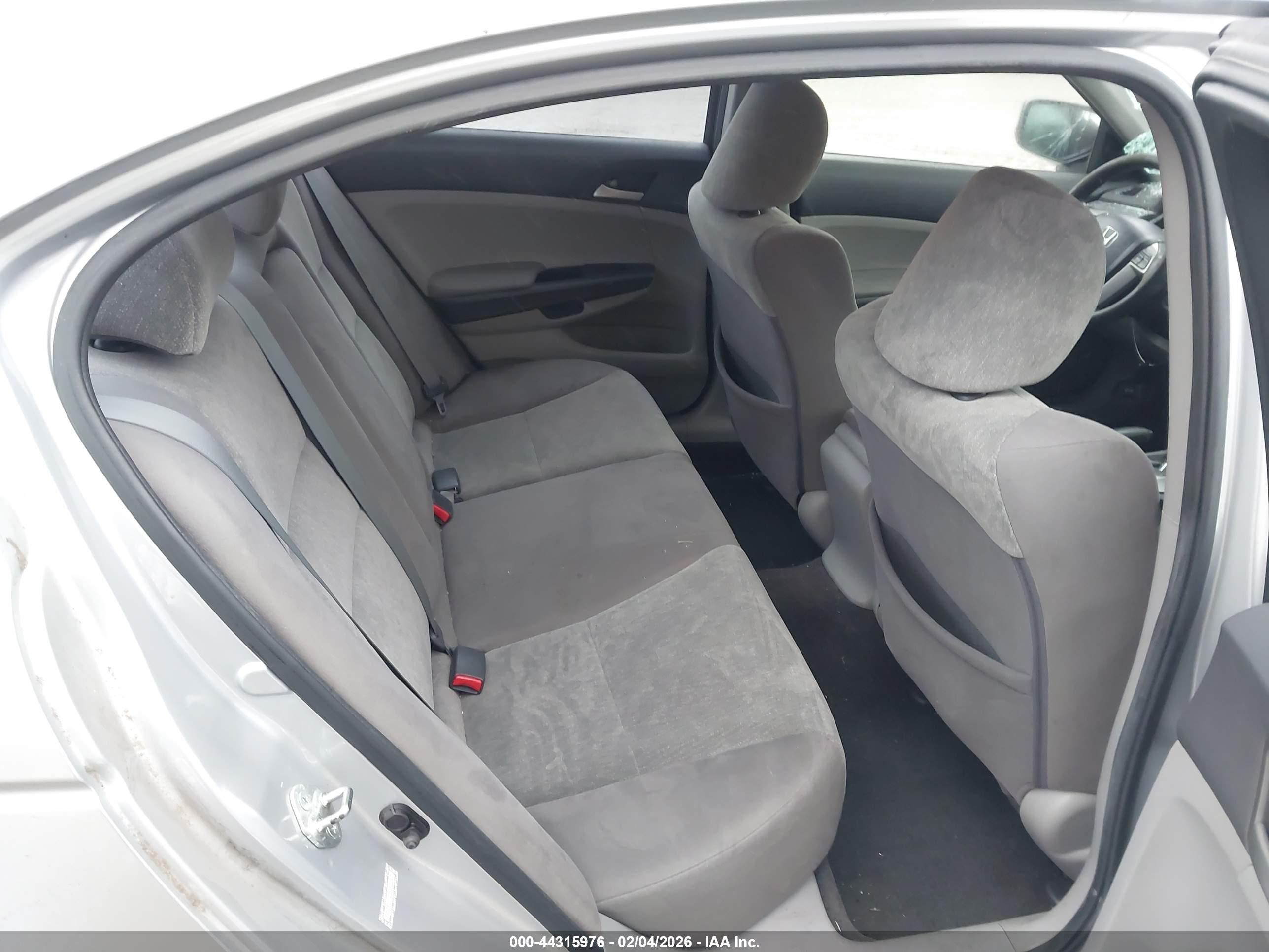 HONDA ACCORD image 8
