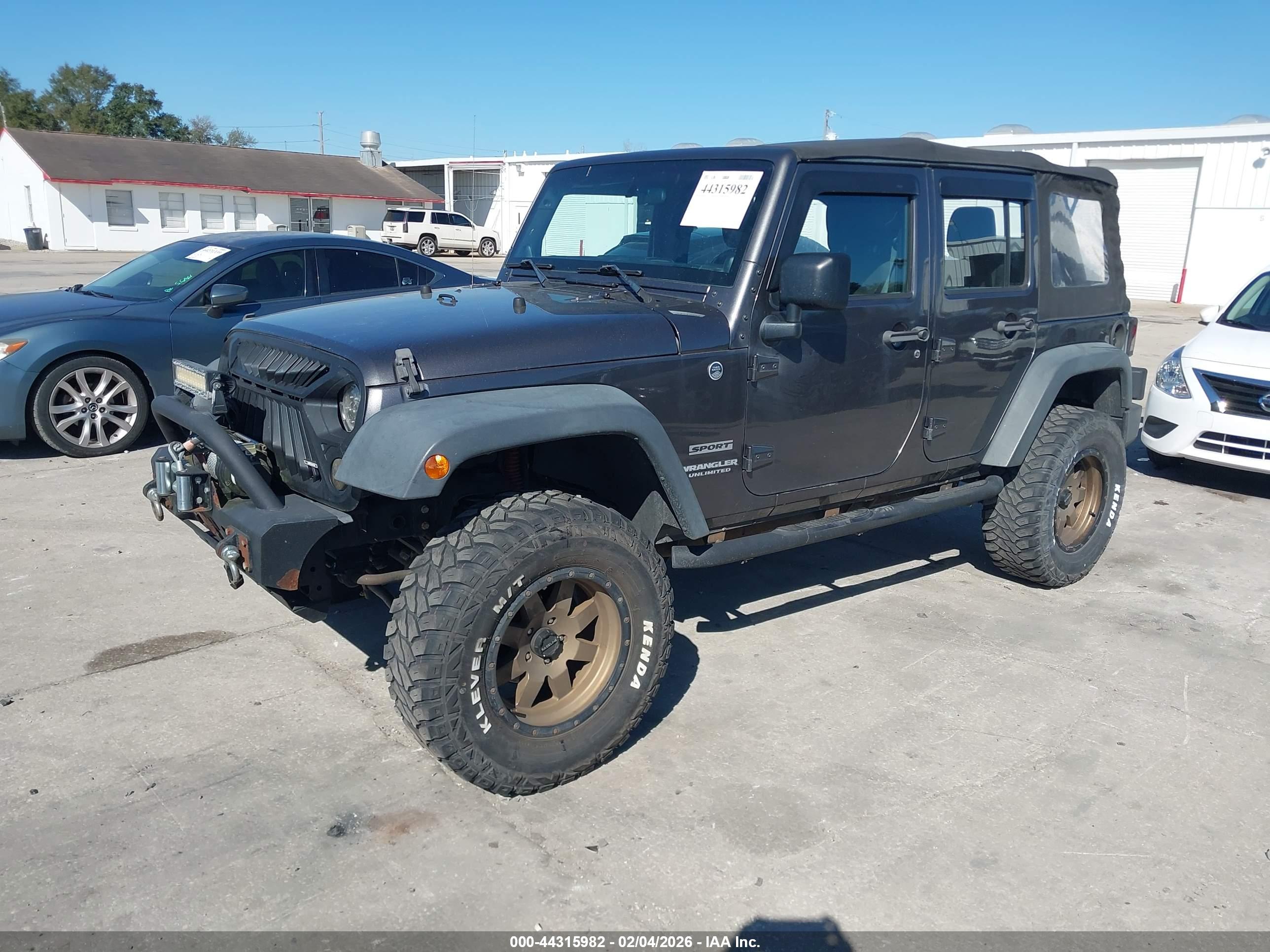 JEEP WRANGLER image 2