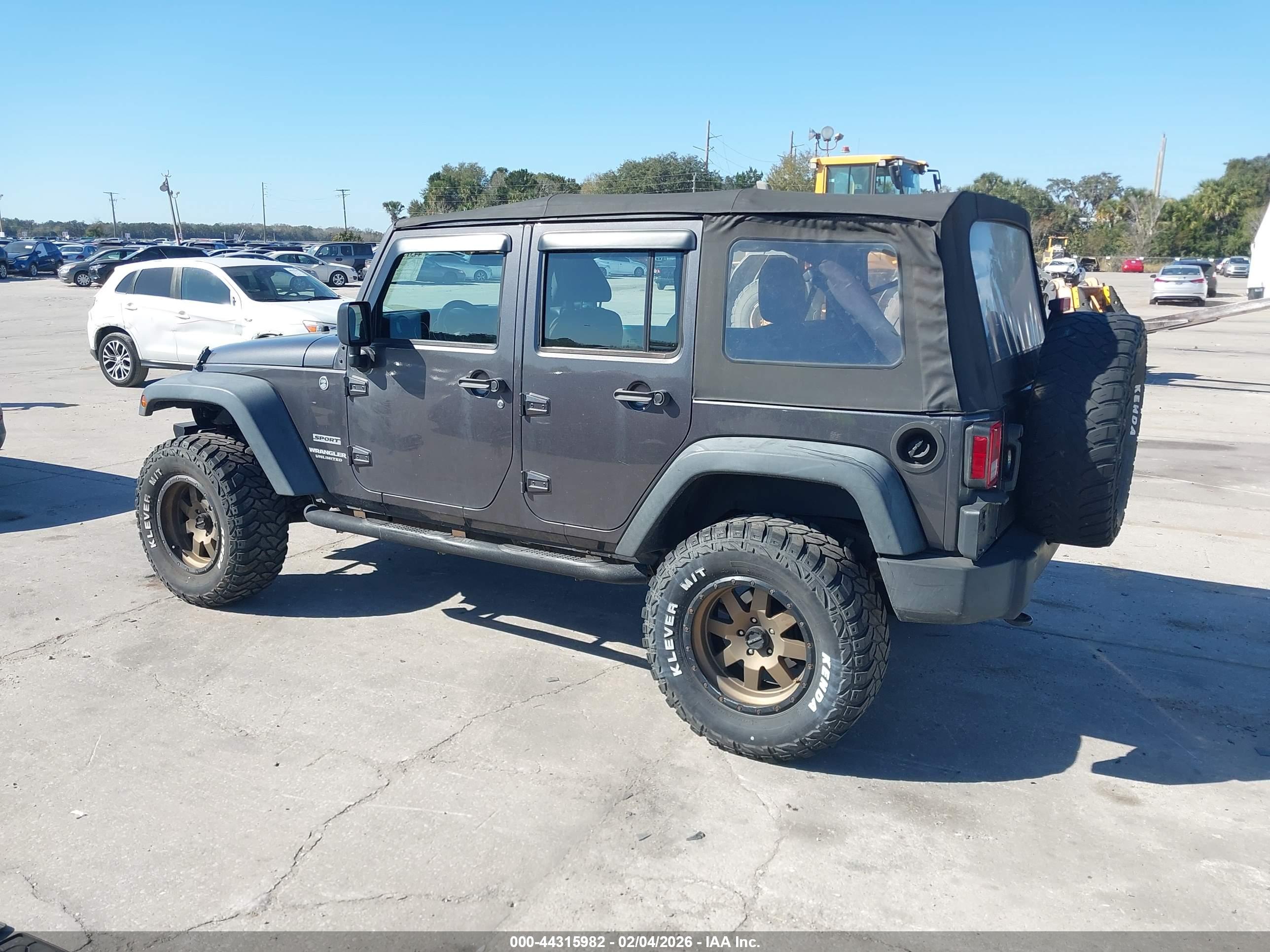 JEEP WRANGLER image 3