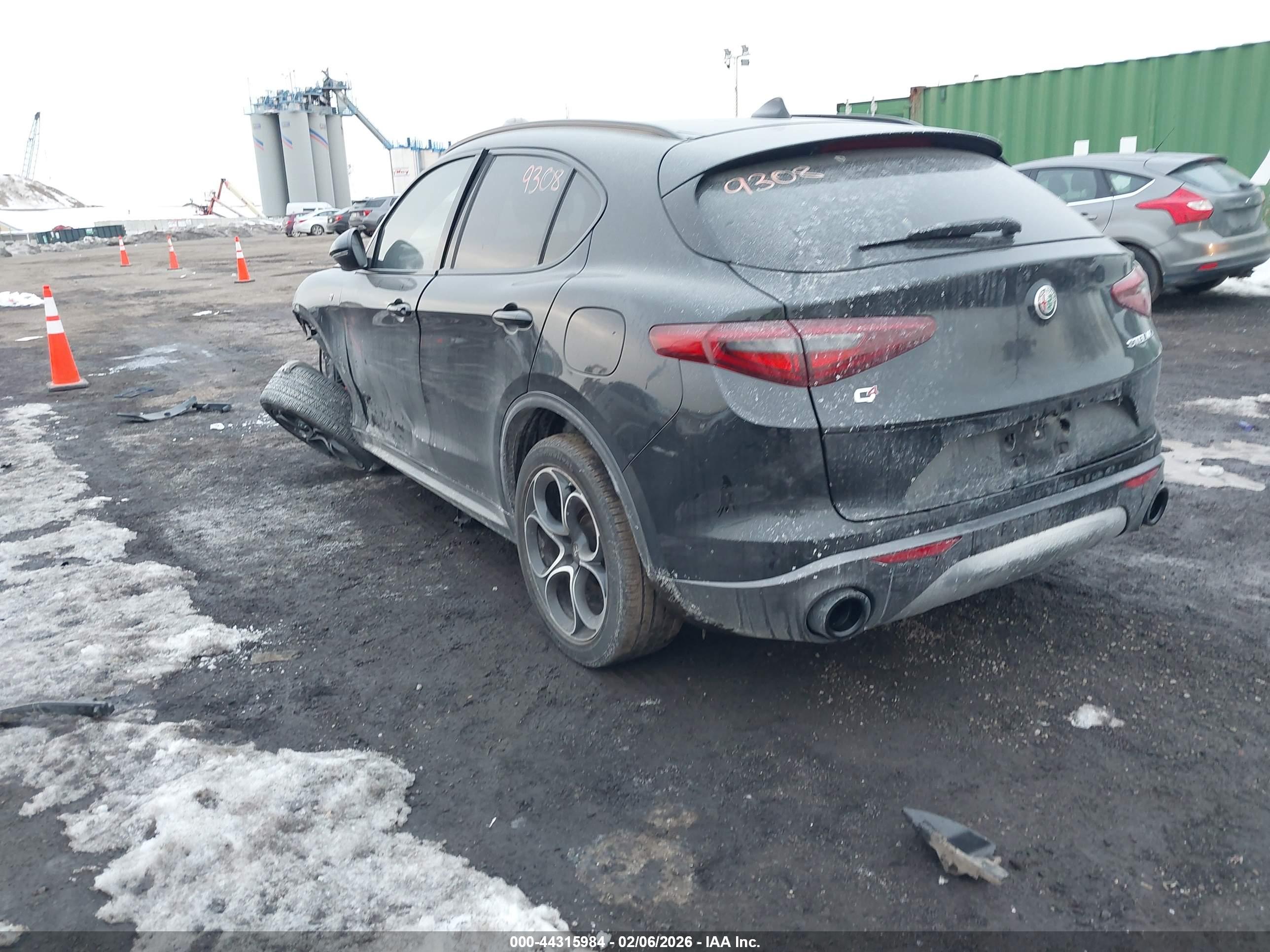 ALFA ROMEO image 3