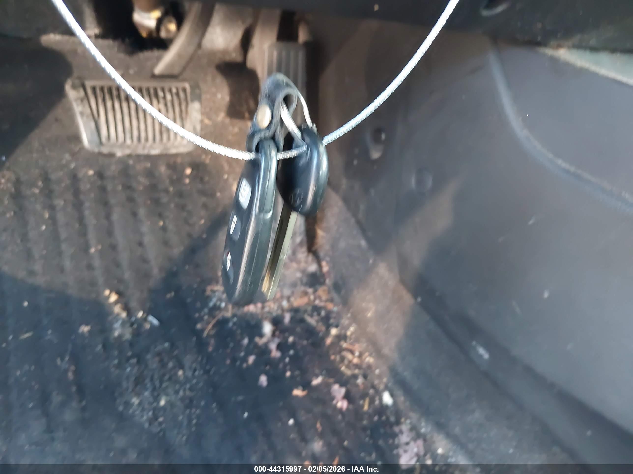 HYUNDAI ELANTRA image 11