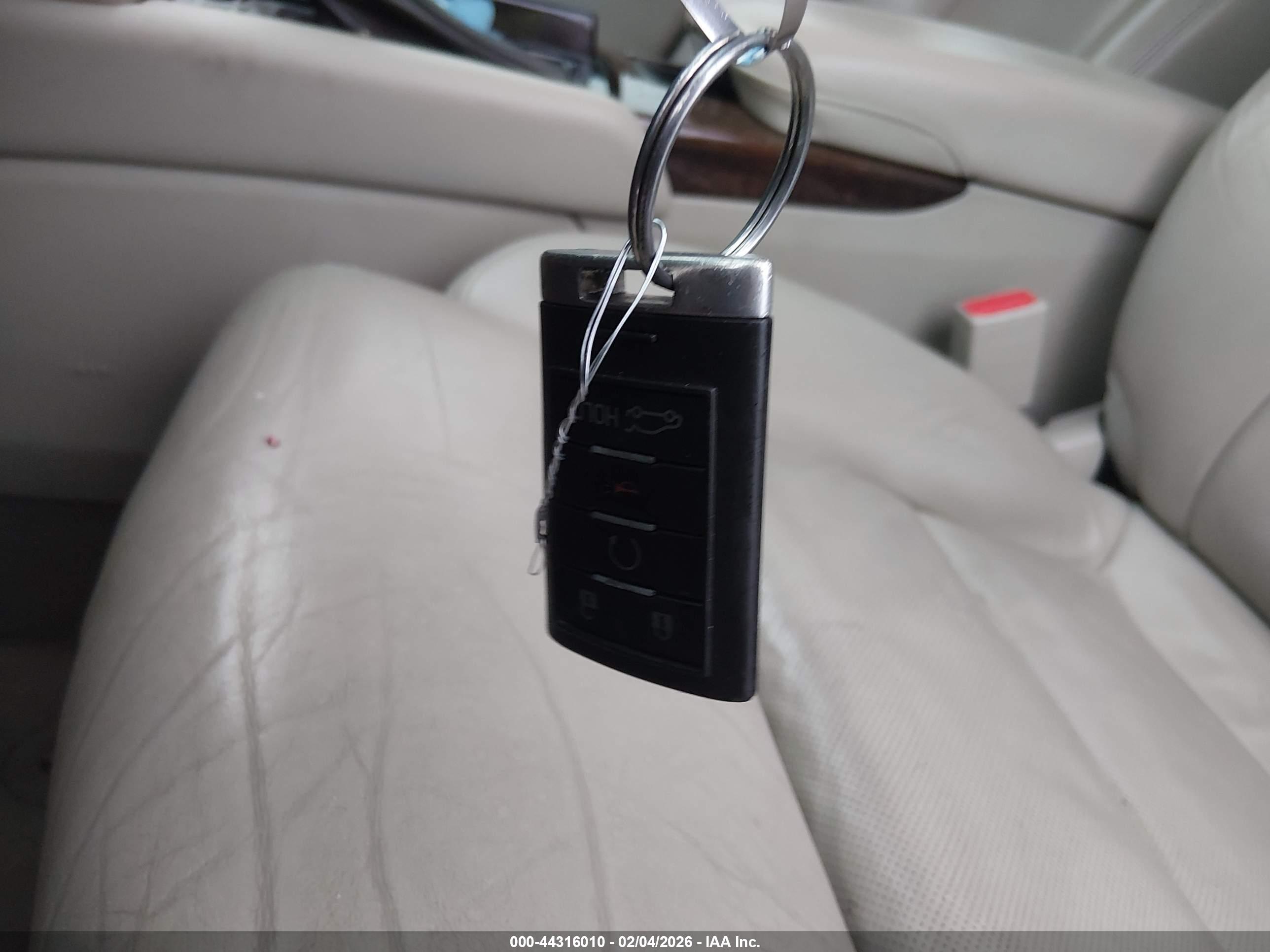CADILLAC XTS image 11