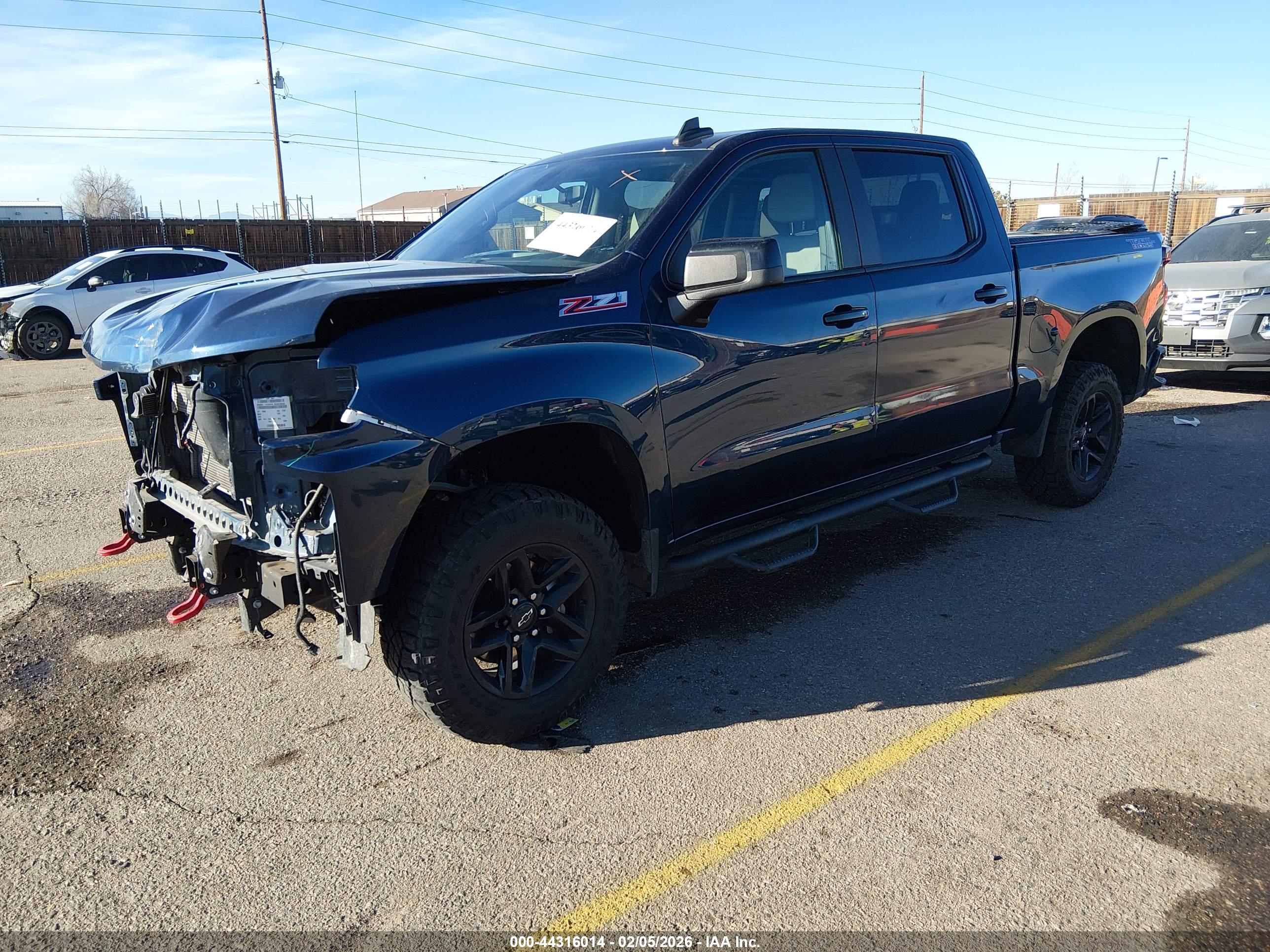 CHEVROLET SILVERADO image 2