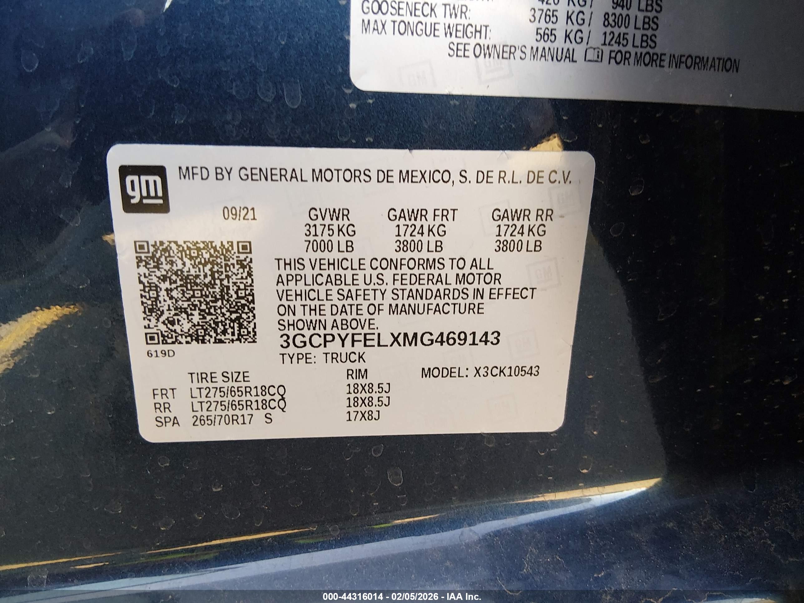CHEVROLET SILVERADO image 9