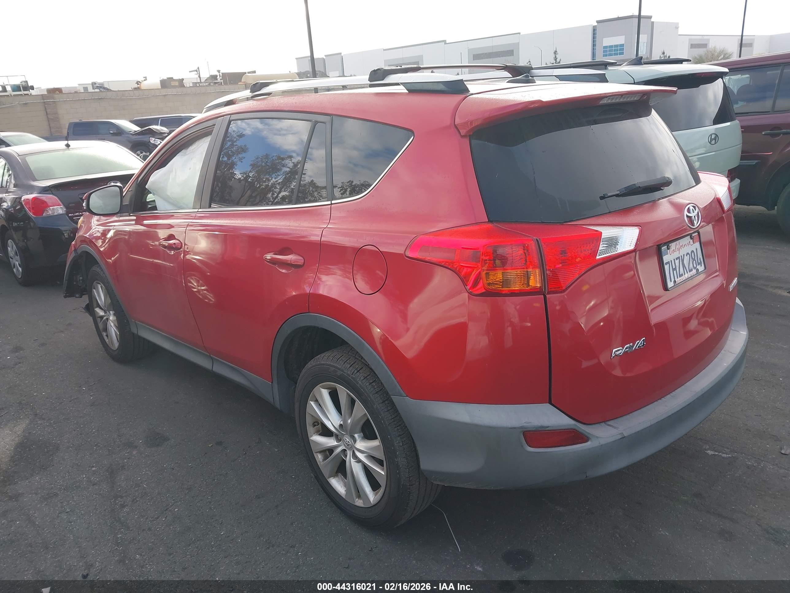 TOYOTA RAV4 image 3