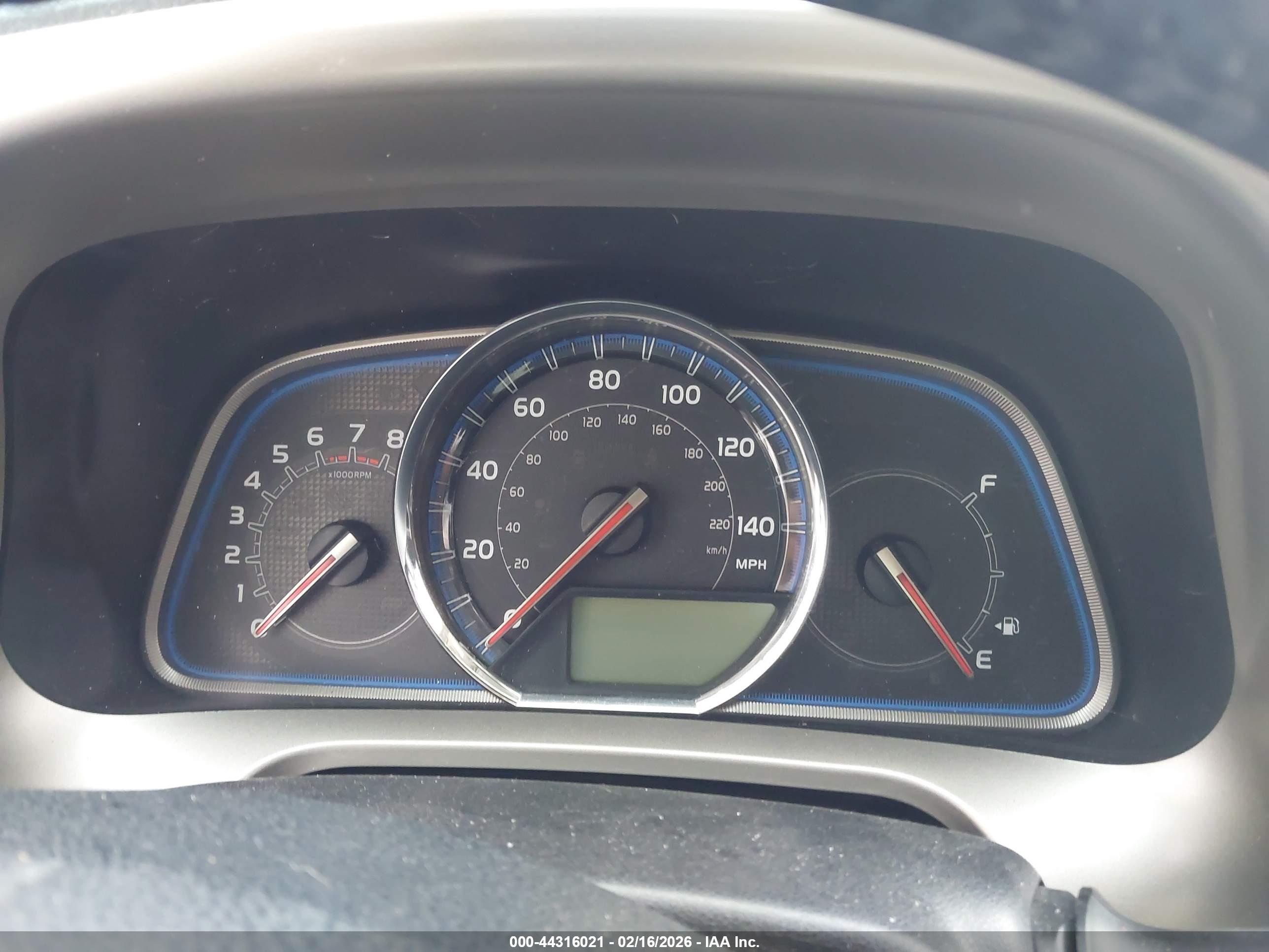 TOYOTA RAV4 image 7