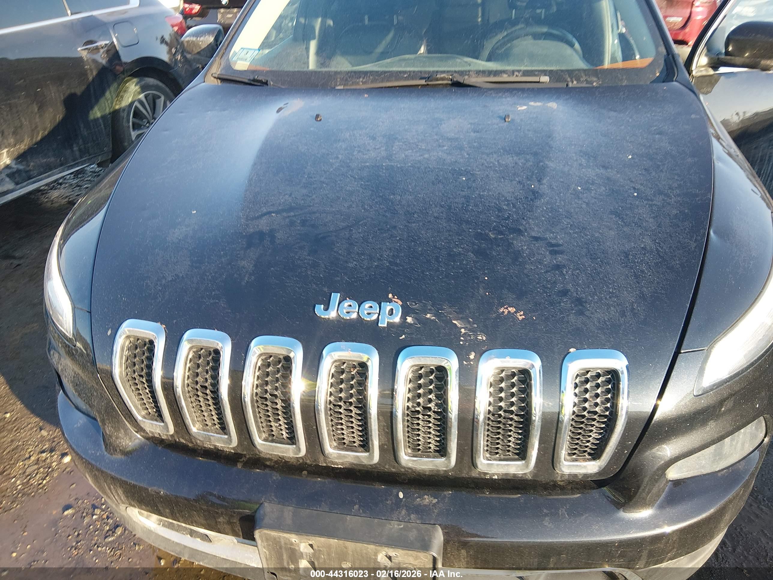 JEEP CHEROKEE image 10