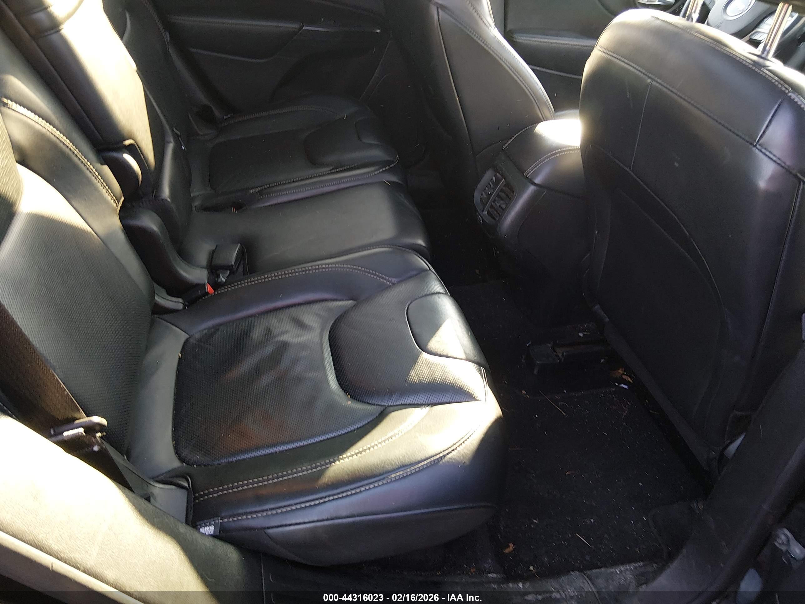 JEEP CHEROKEE image 8