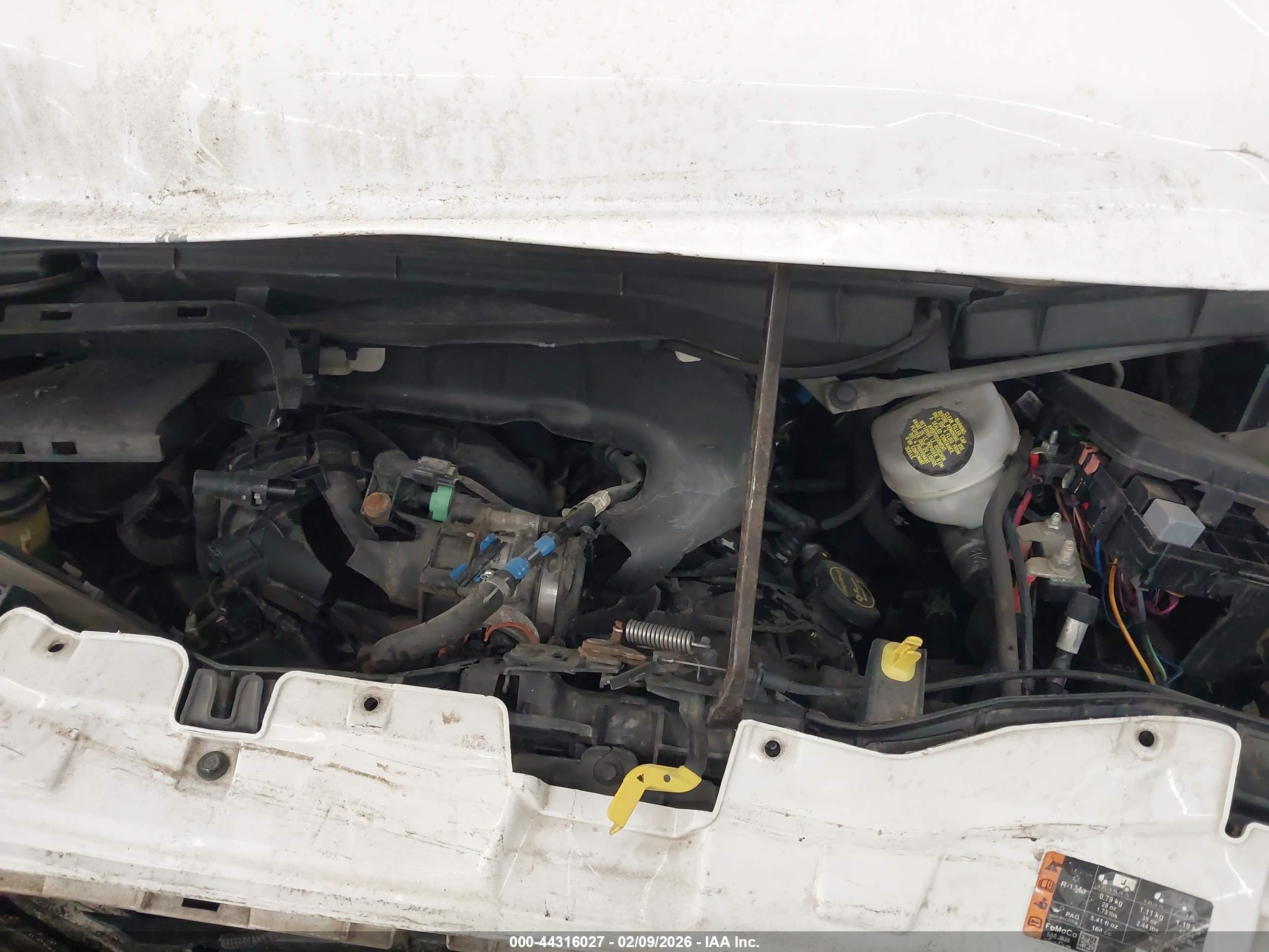 FORD TRANSIT-250 image 10