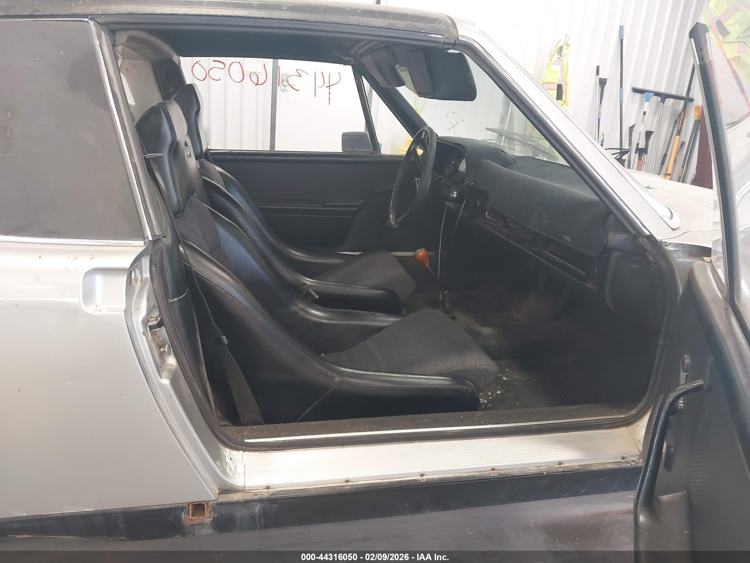 PORSCHE 914 image 5
