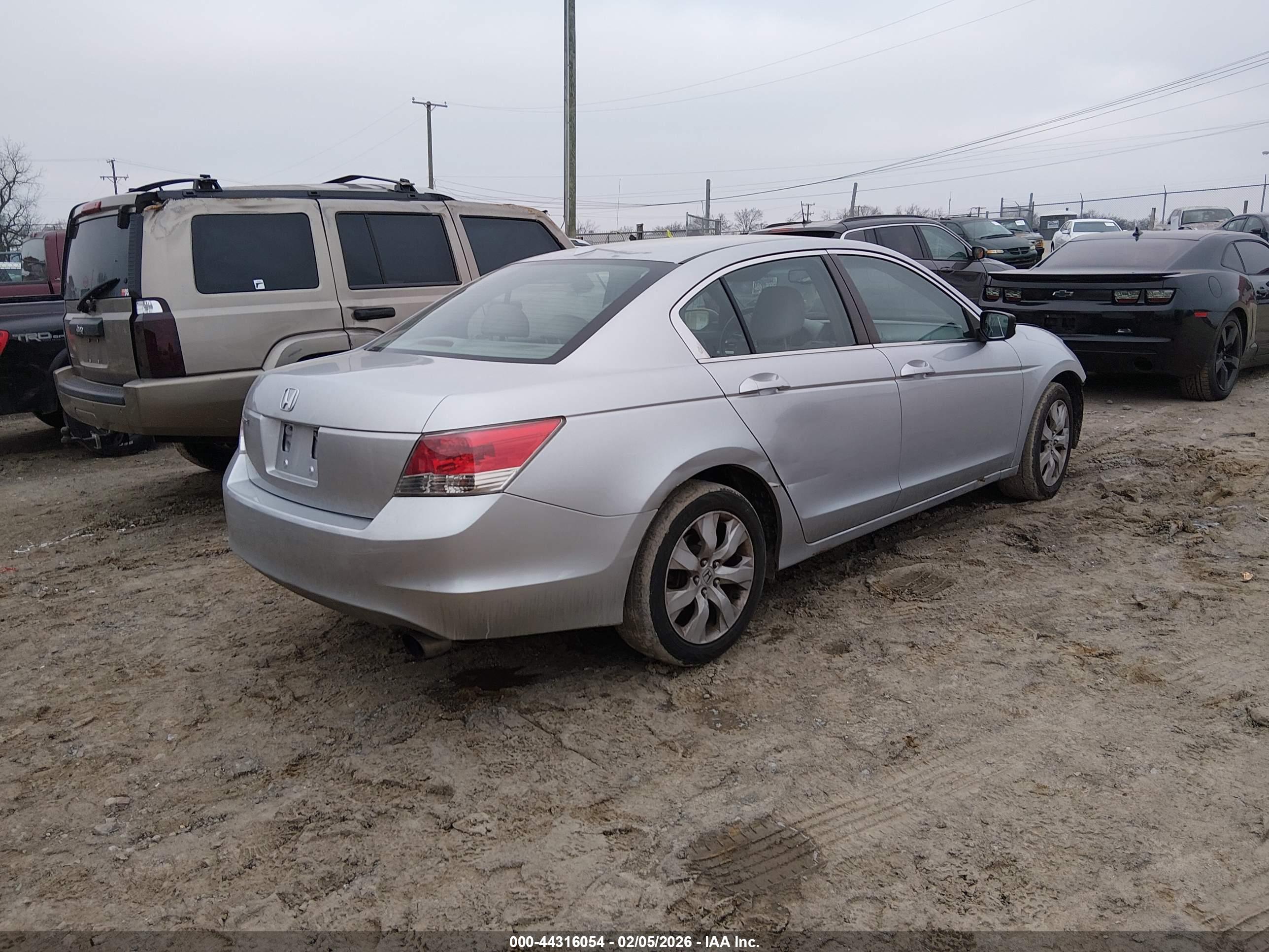 HONDA ACCORD image 4
