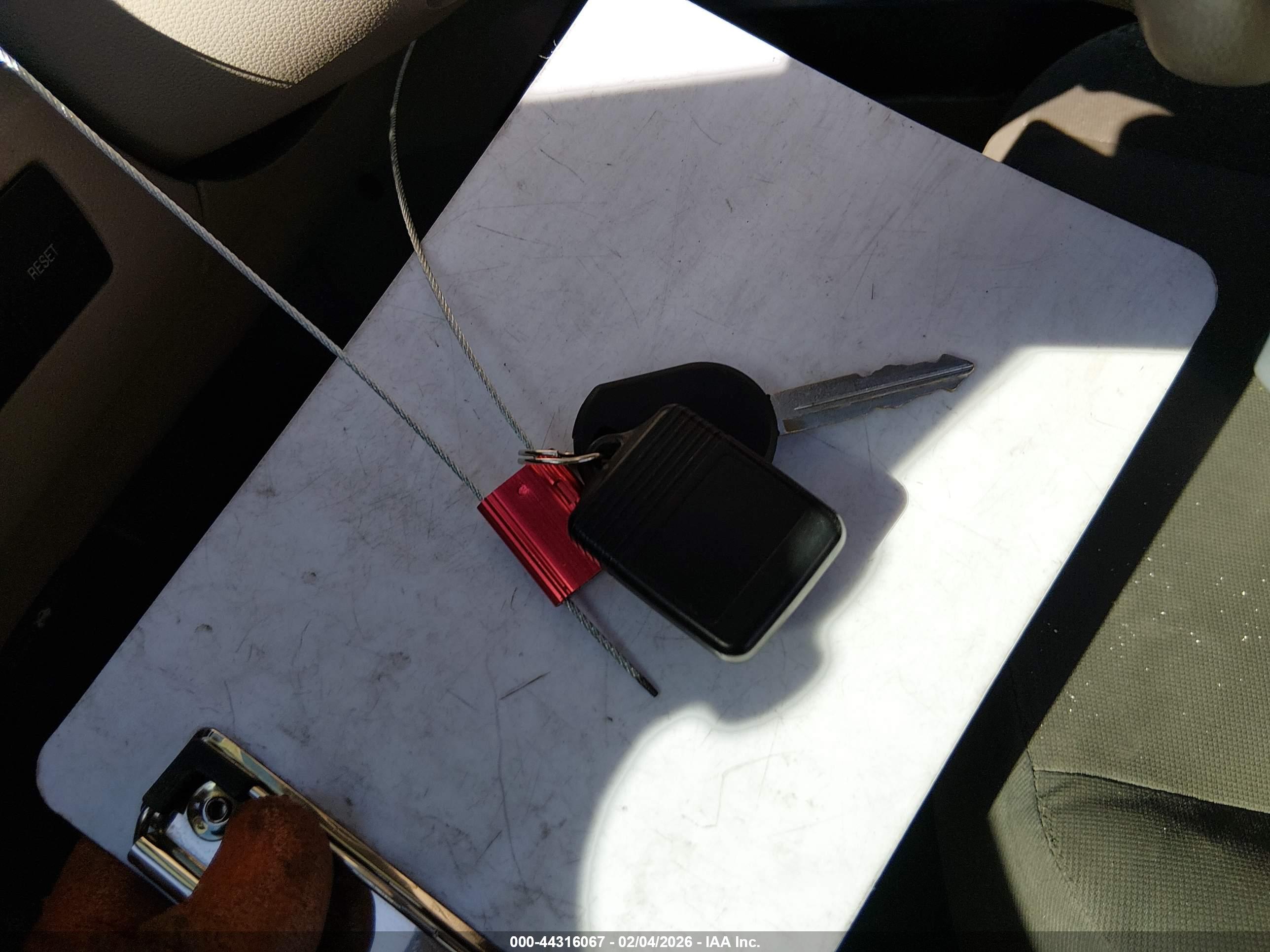 FORD ESCAPE image 11