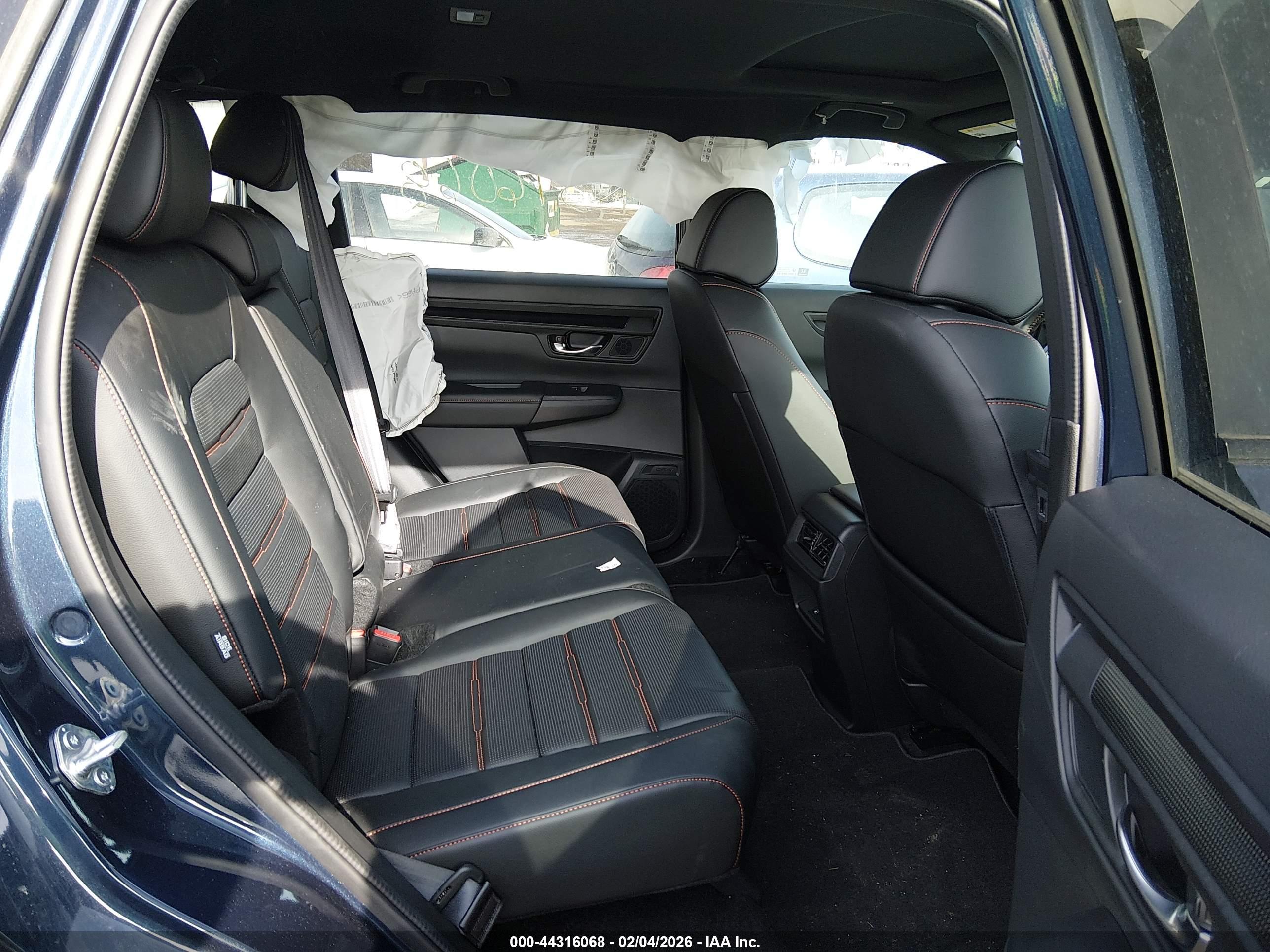 HONDA CR-V image 8