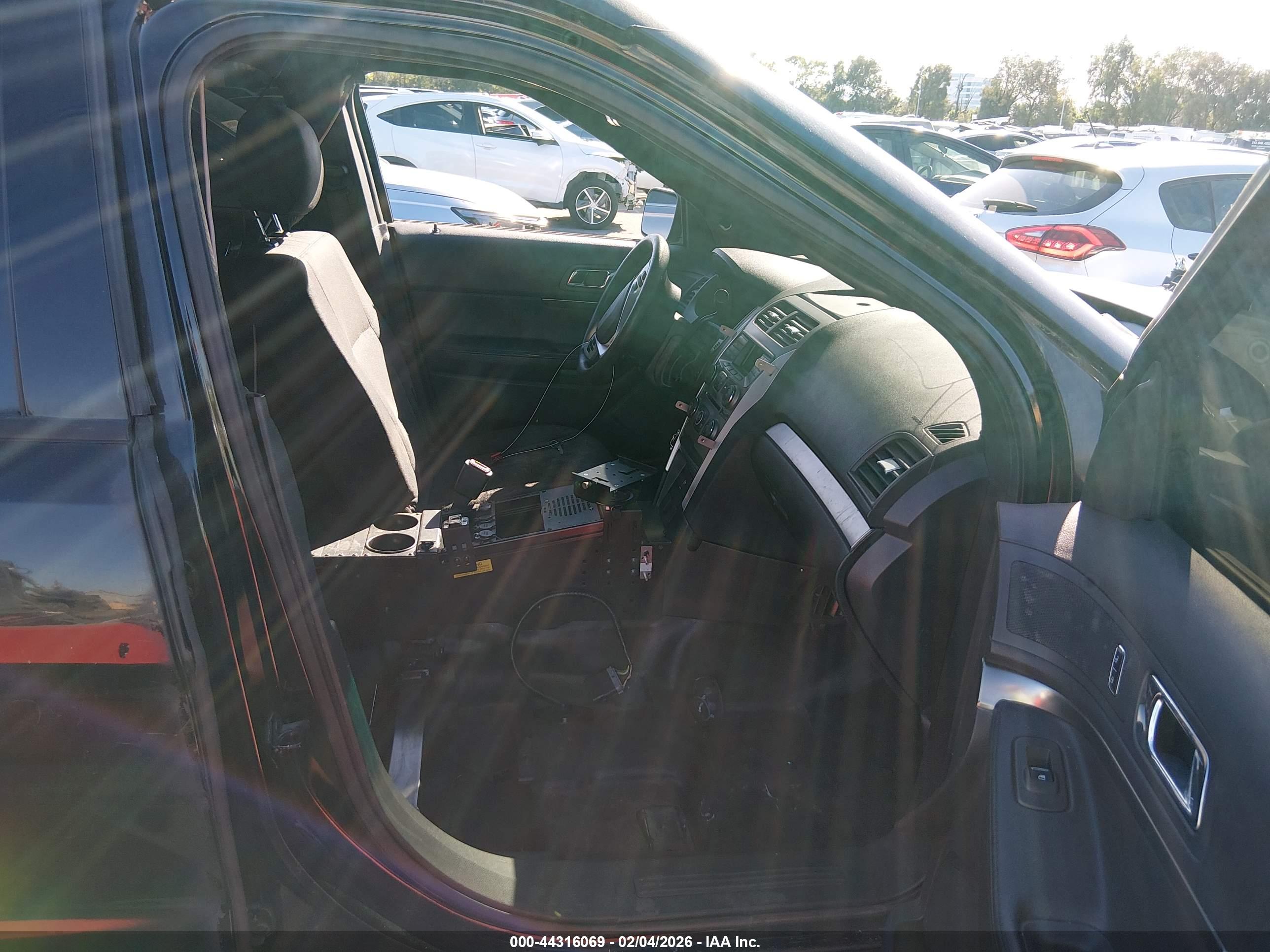 FORD UTILITY image 5