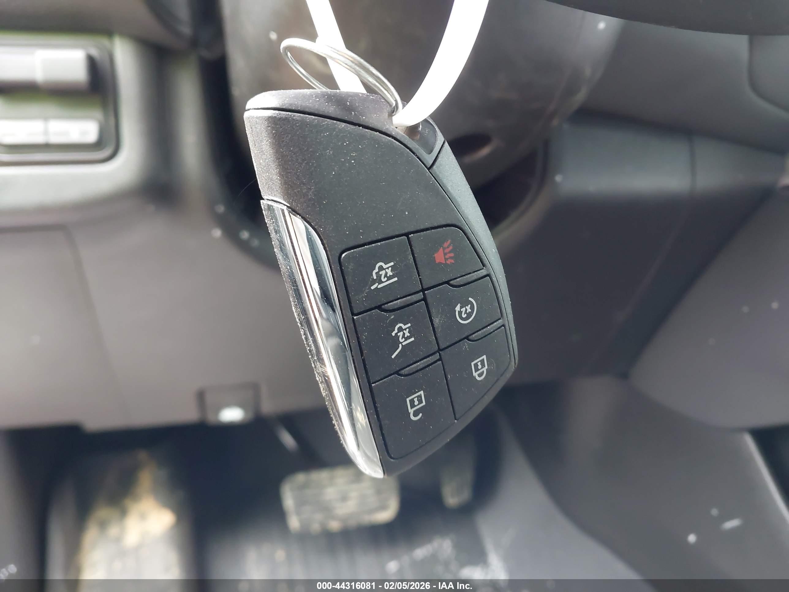 GMC YUKON image 11