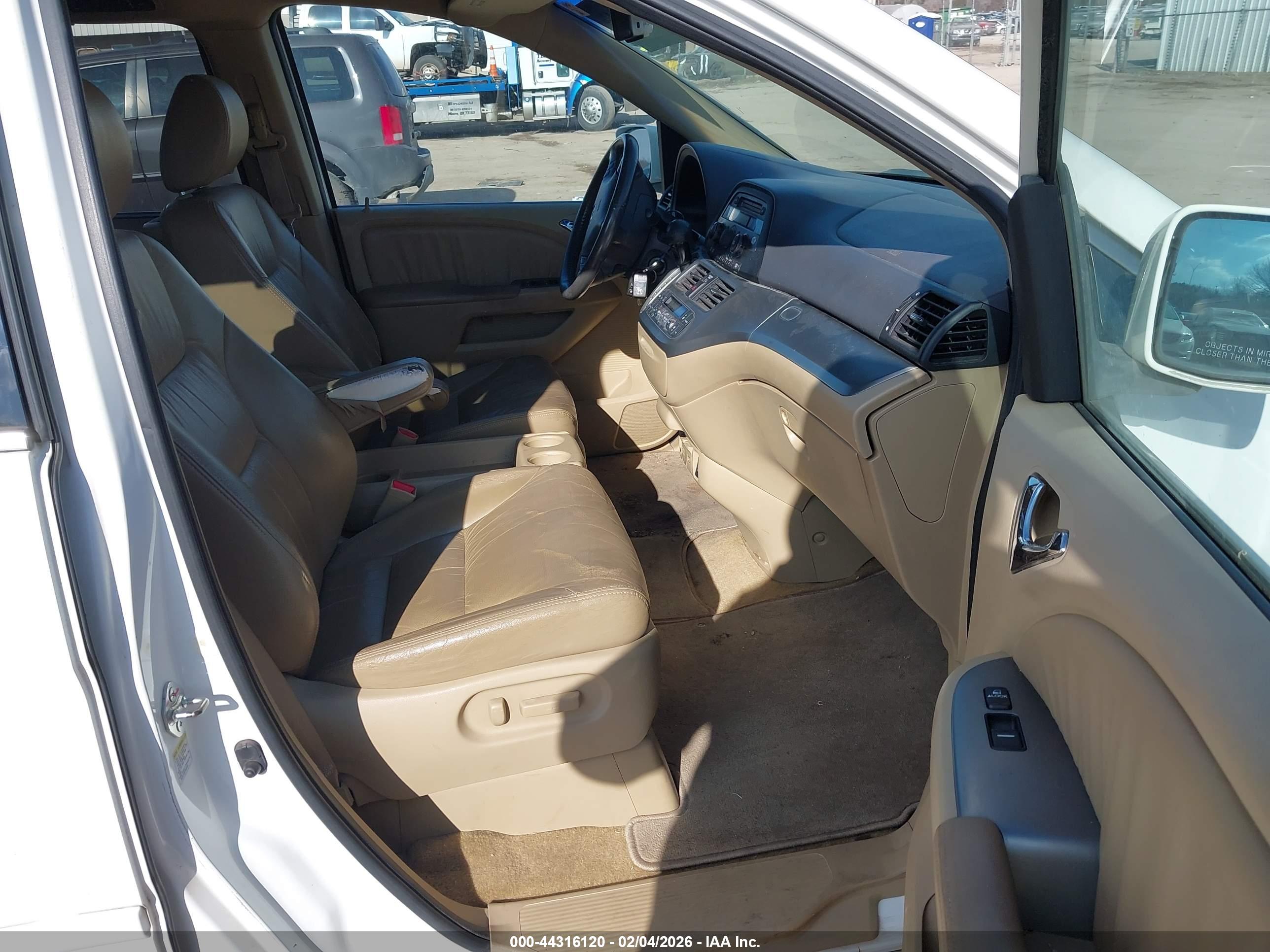 HONDA ODYSSEY image 5