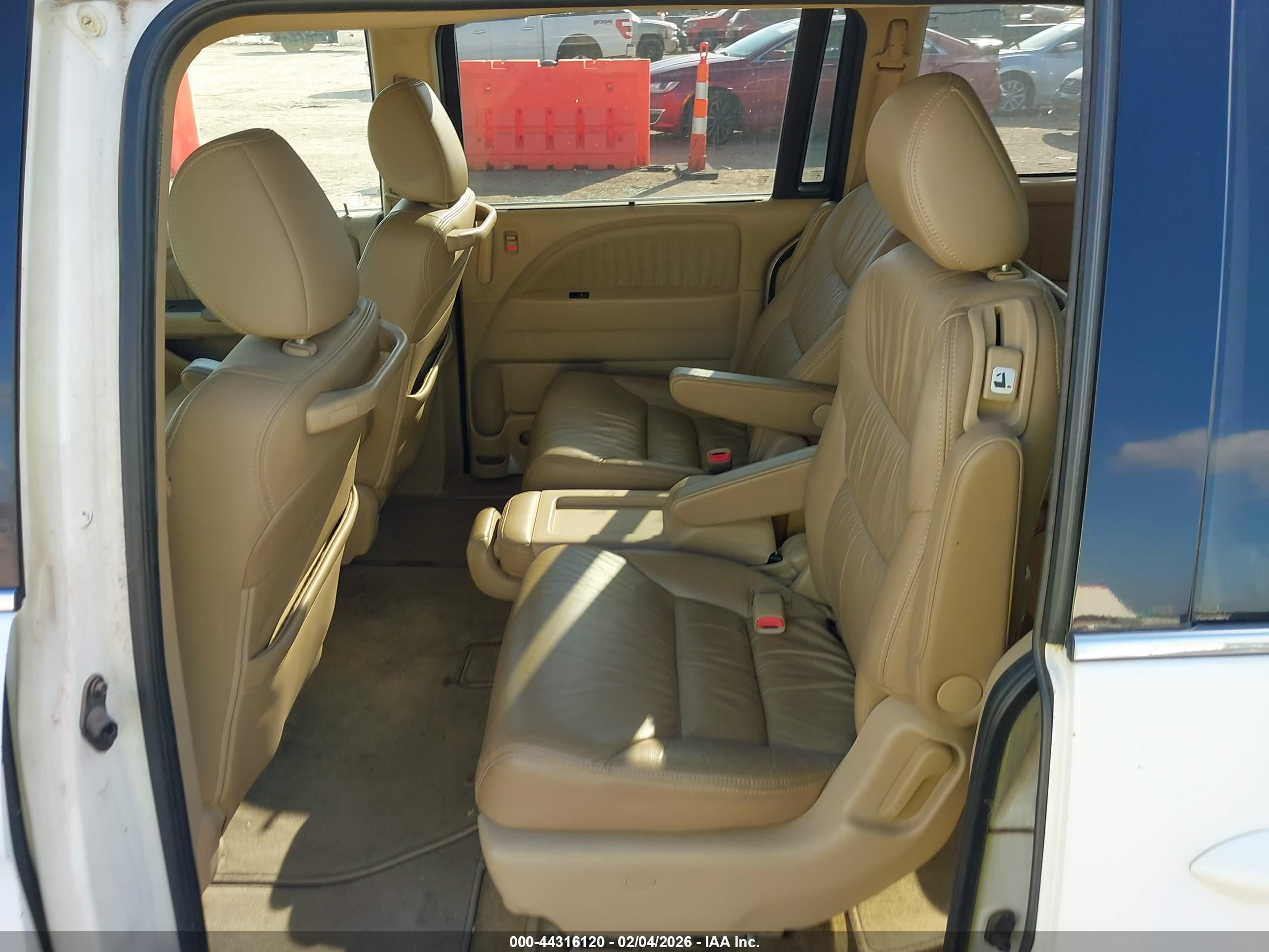 HONDA ODYSSEY image 8