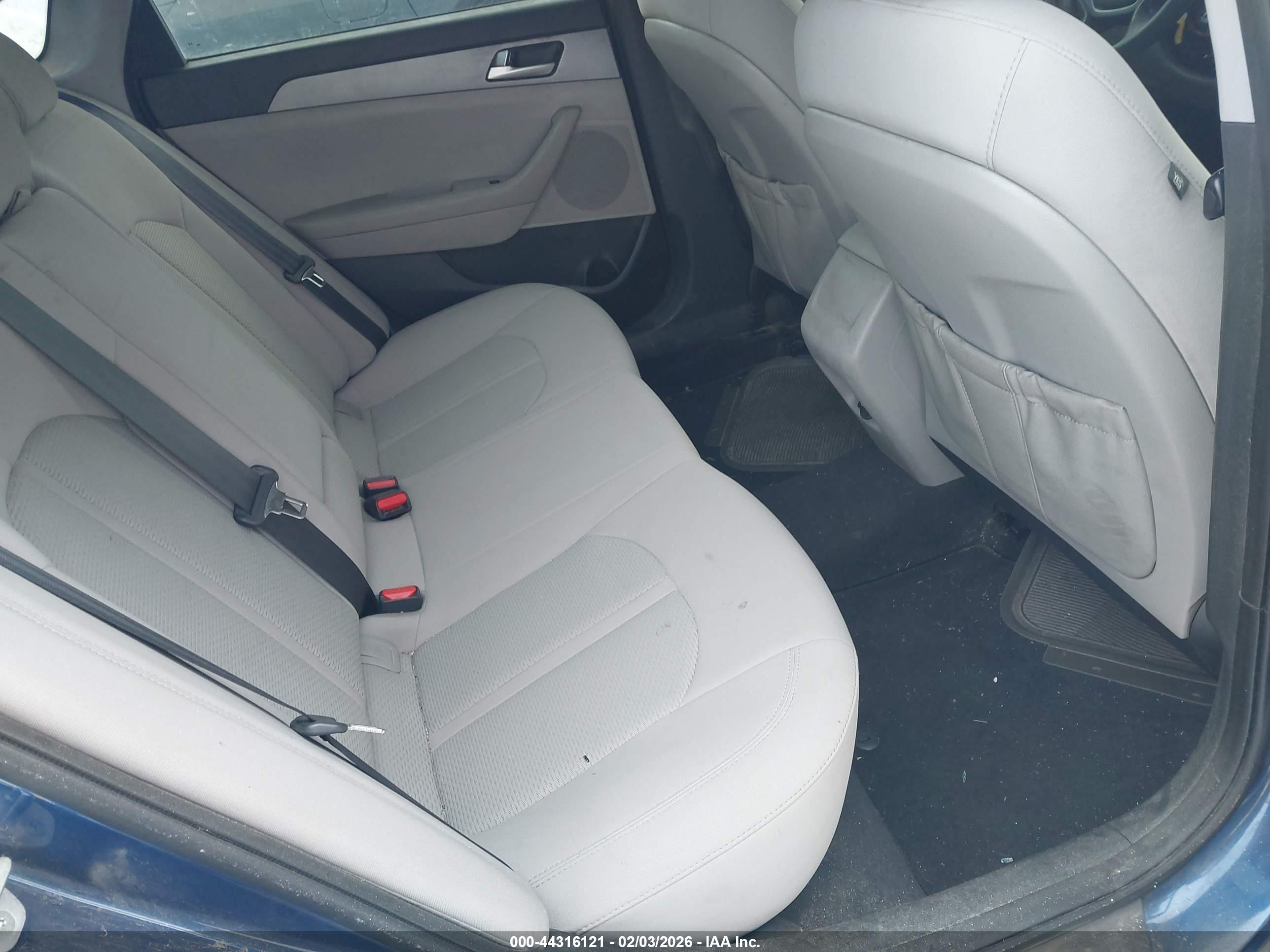 HYUNDAI SONATA image 8