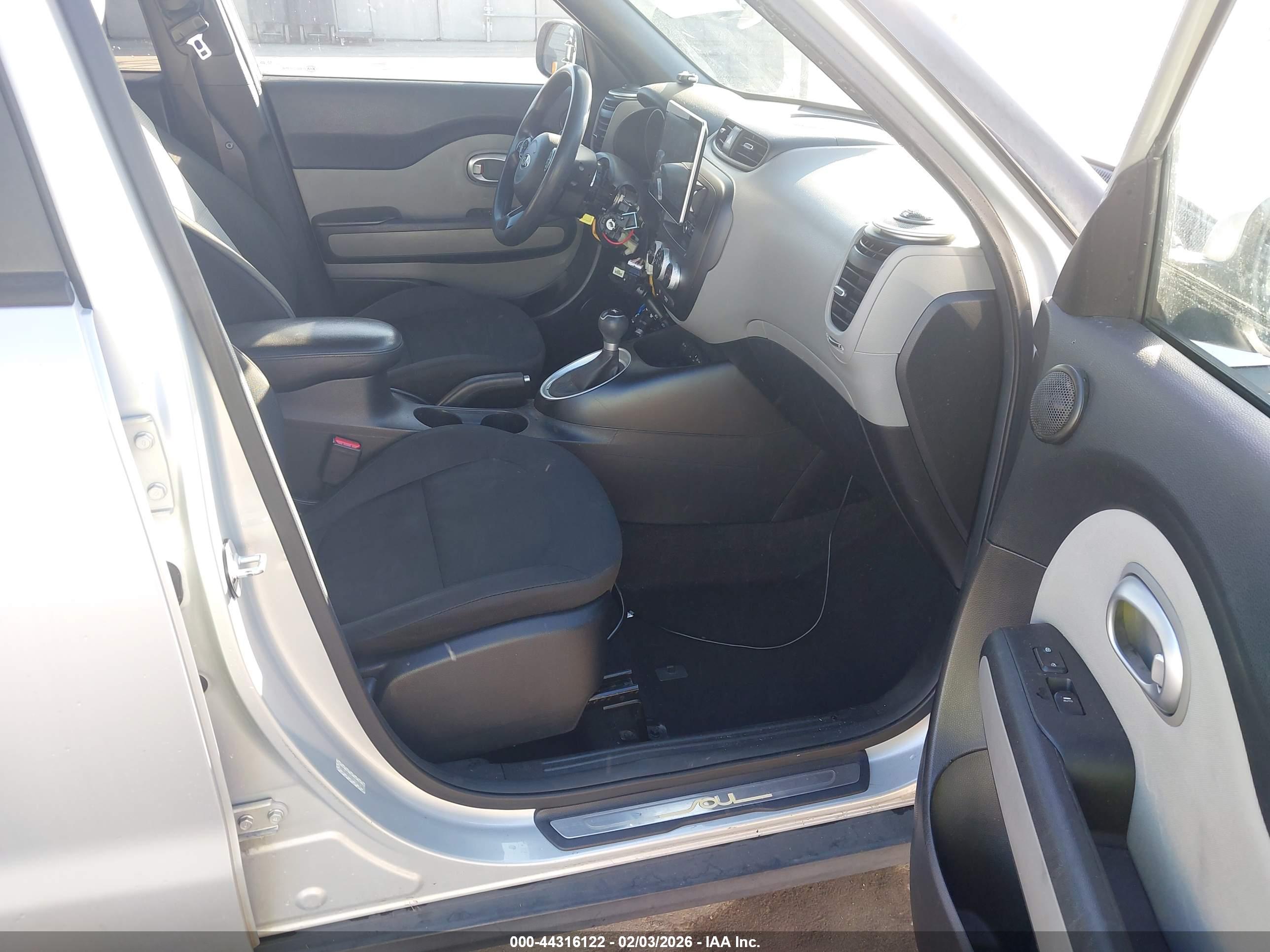KIA SOUL image 5