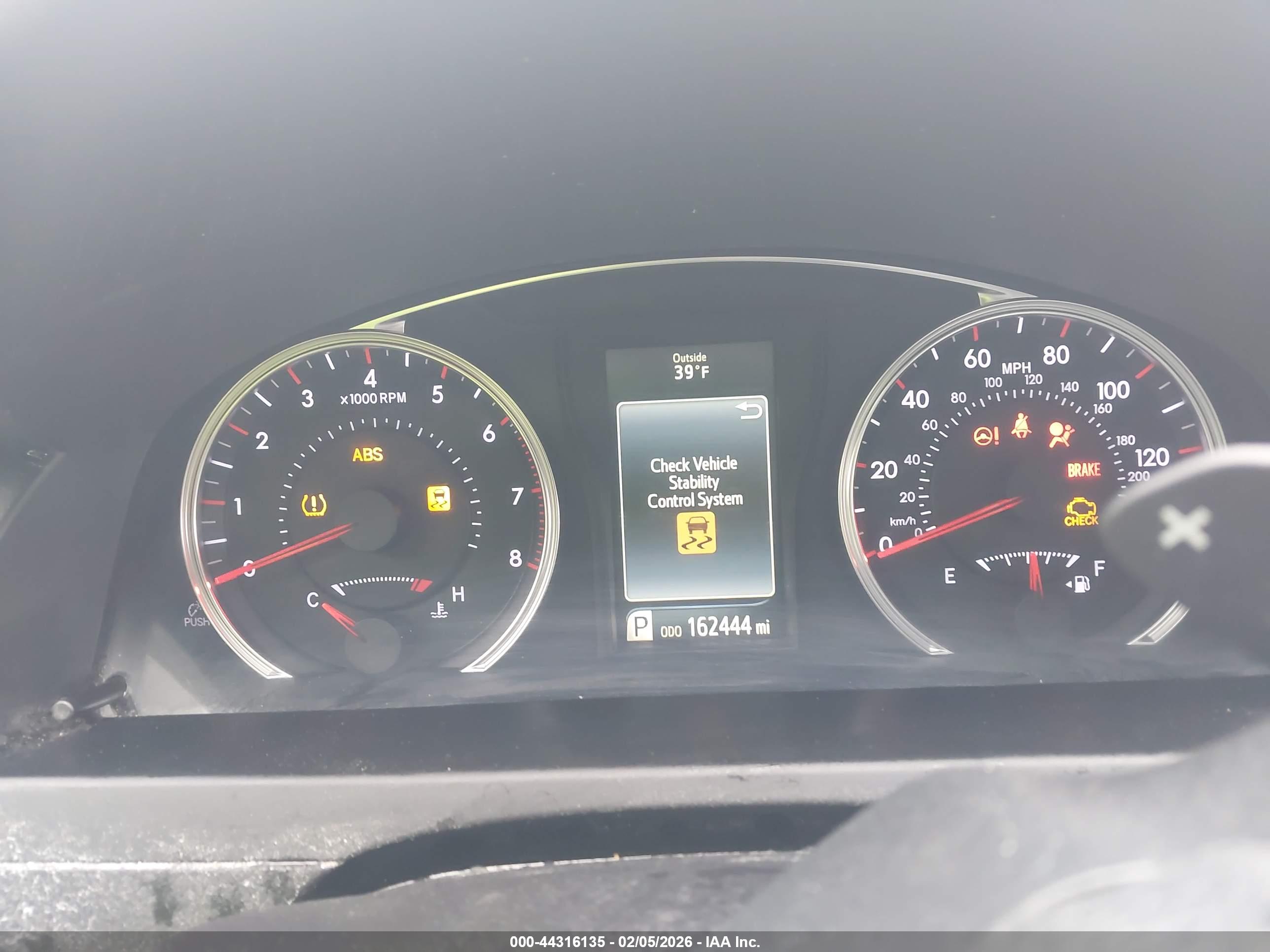 TOYOTA CAMRY image 7