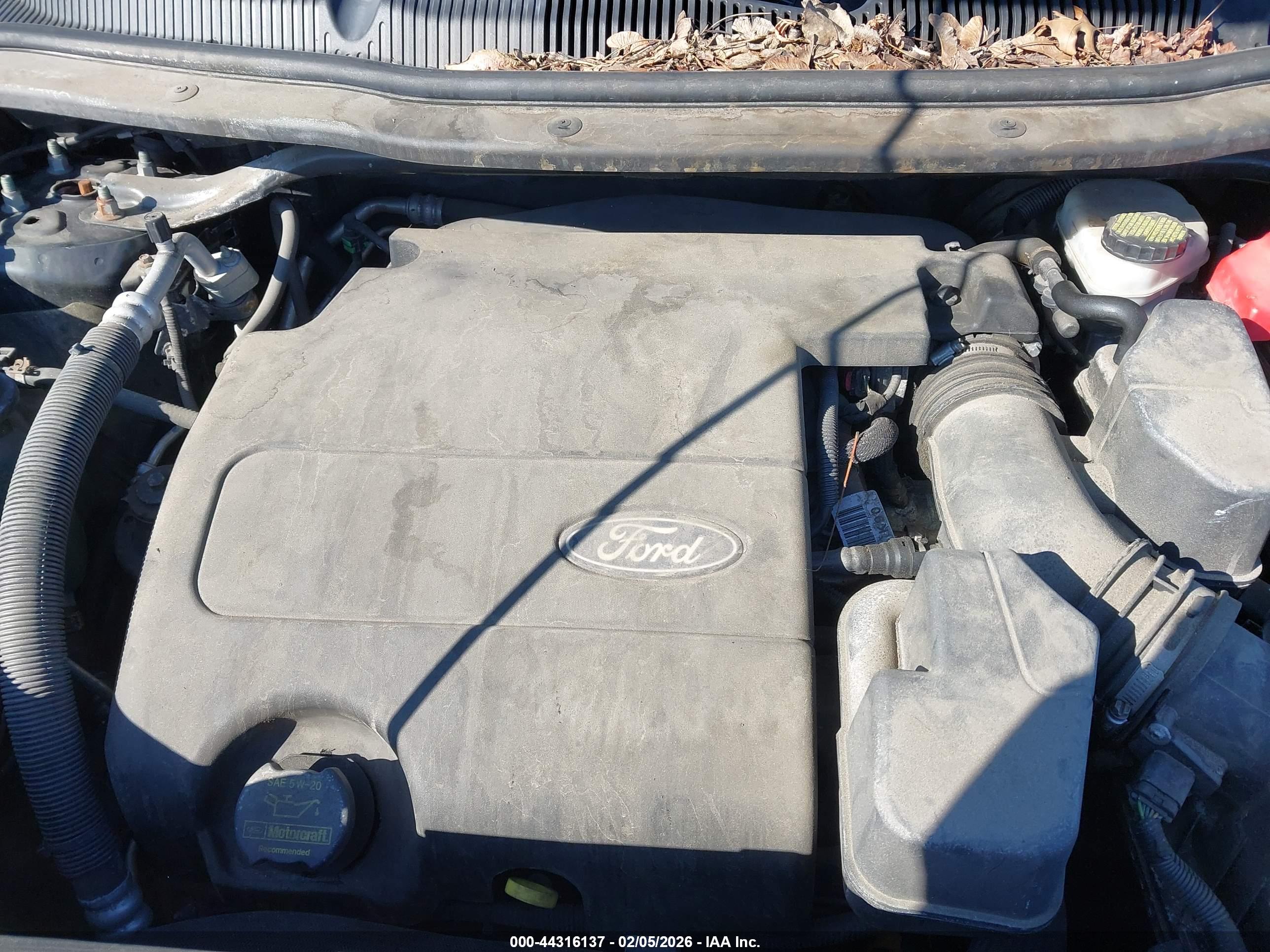 FORD EXPLORER image 10
