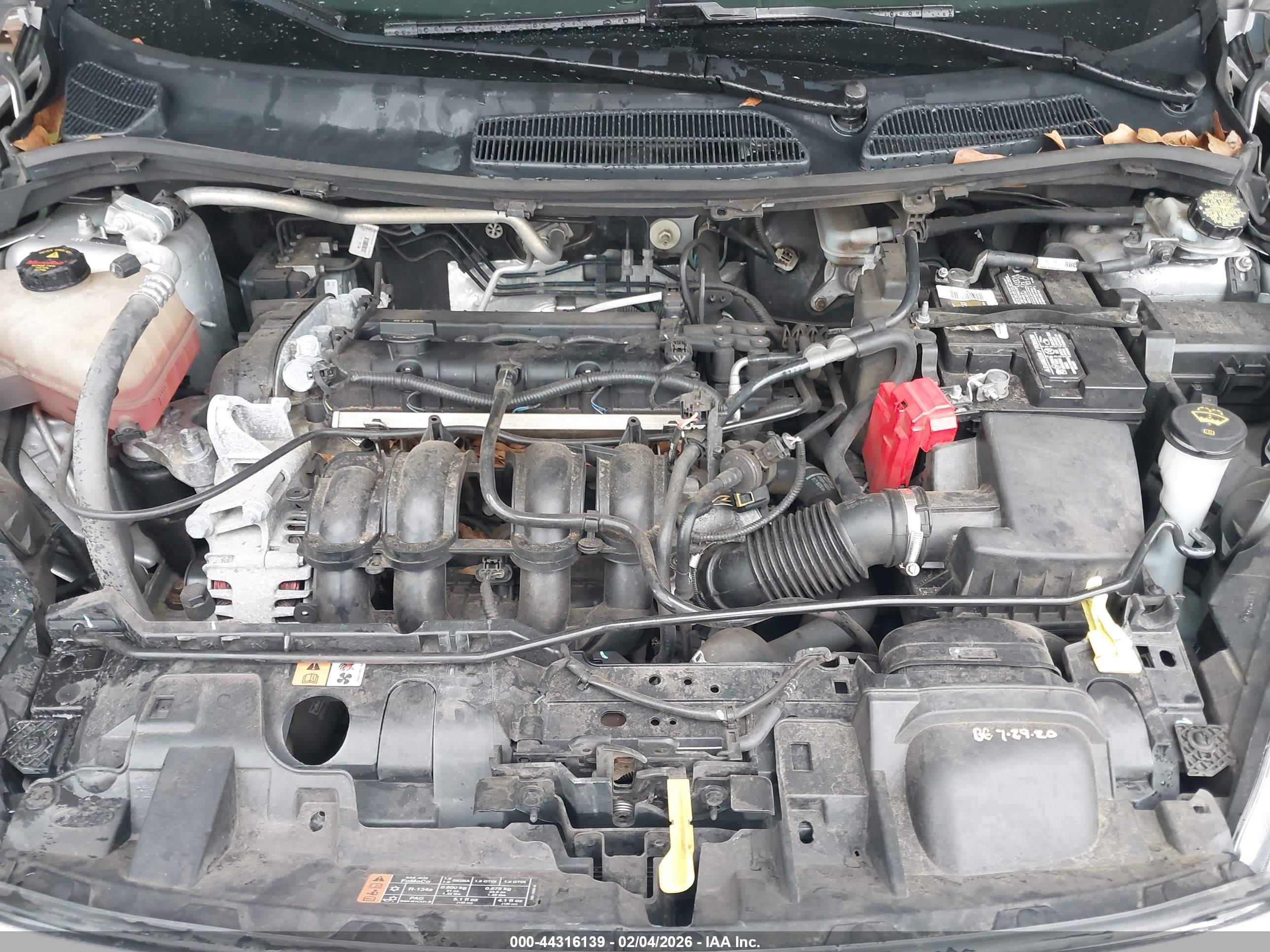 FORD FIESTA image 10
