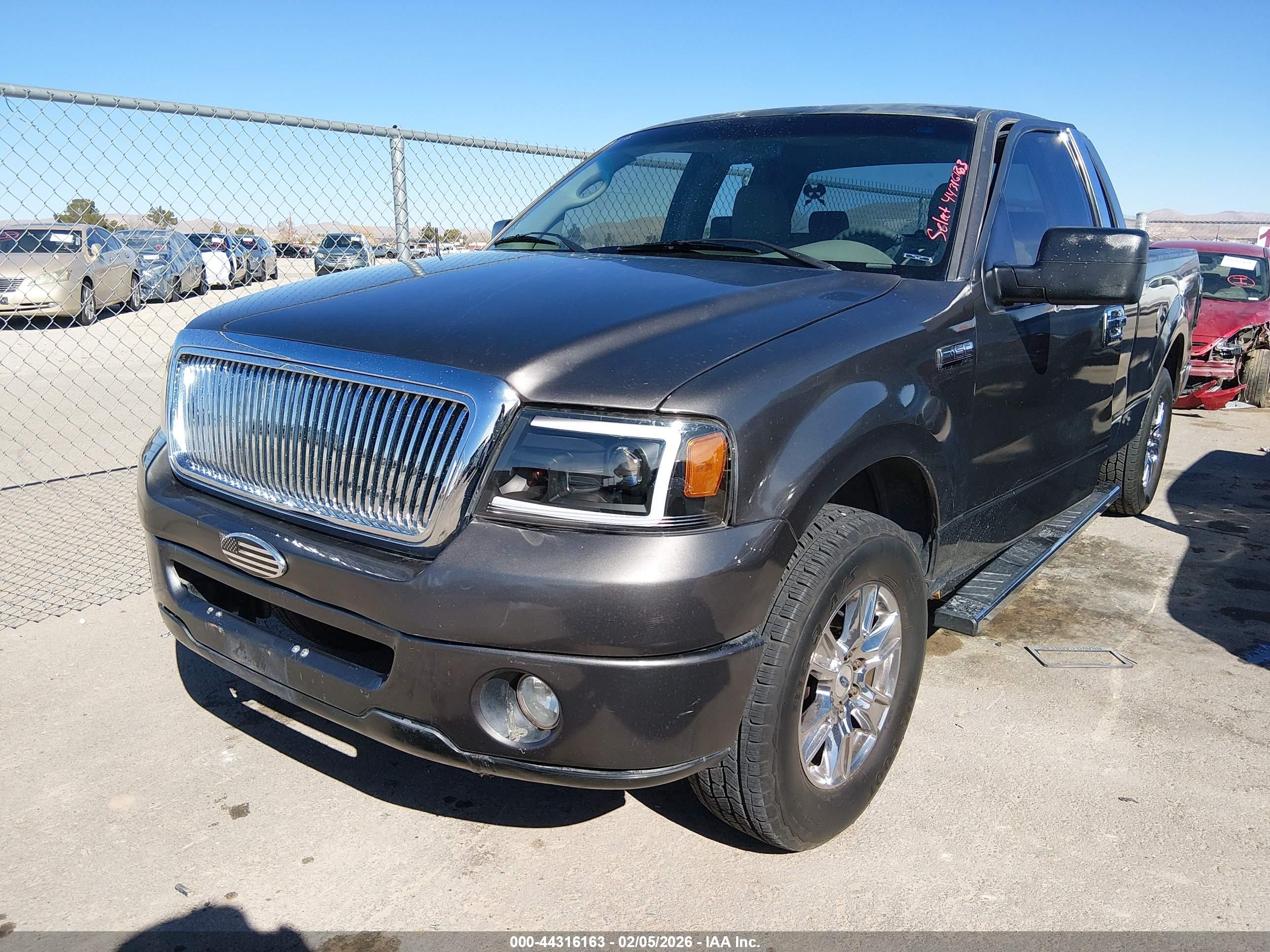 FORD F-150 image 2