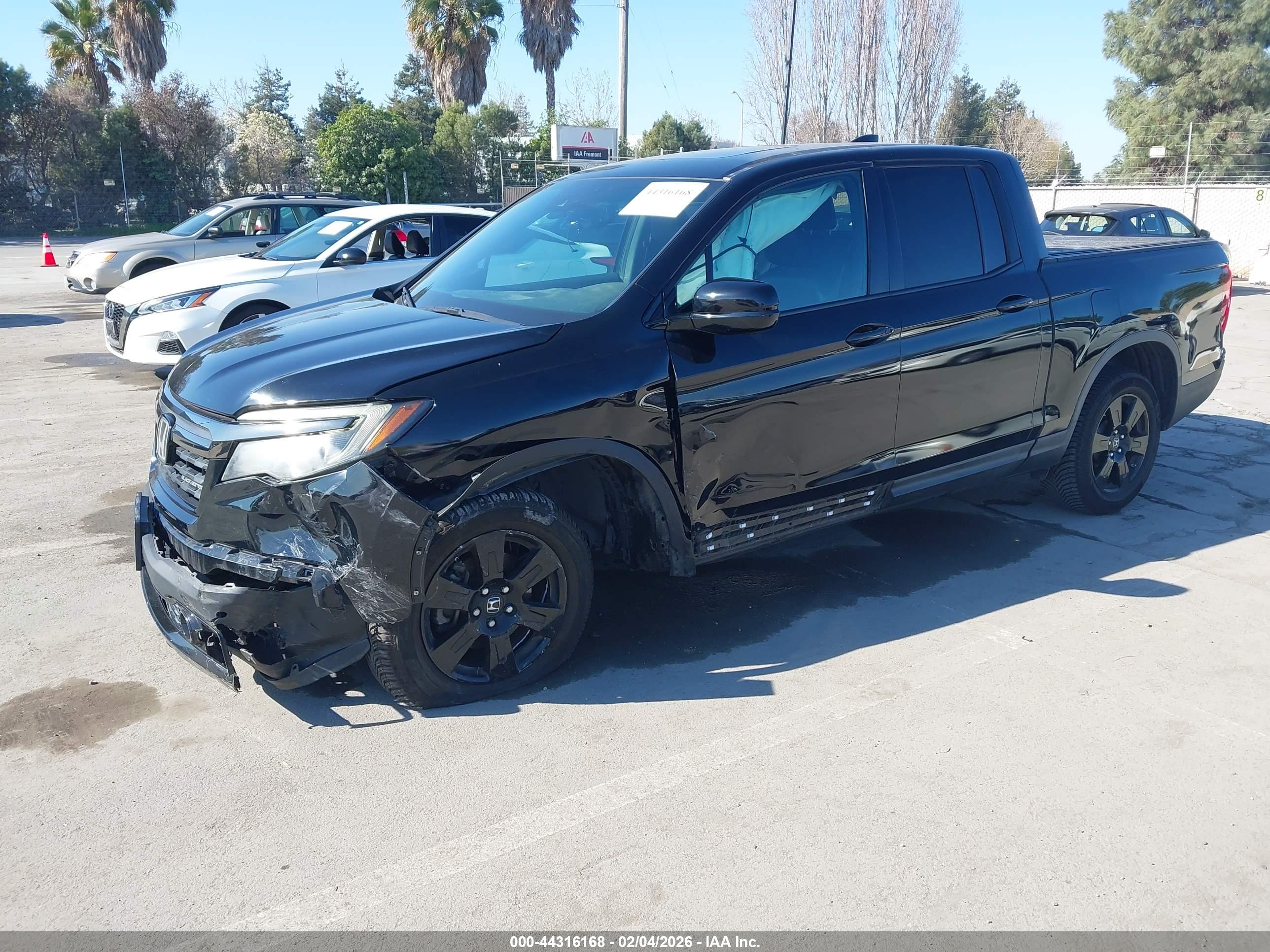 HONDA RIDGELINE image 2