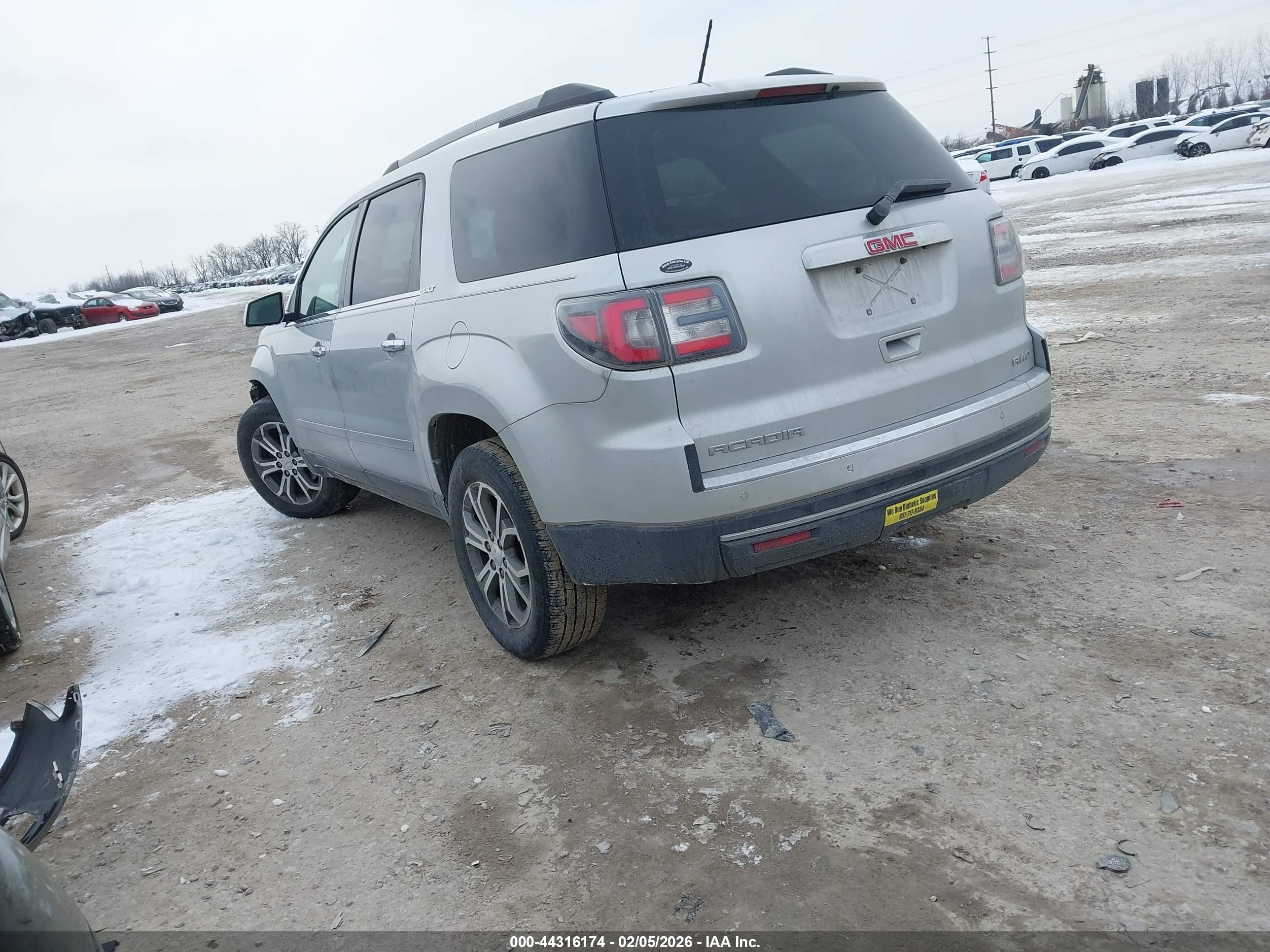 GMC ACADIA image 3