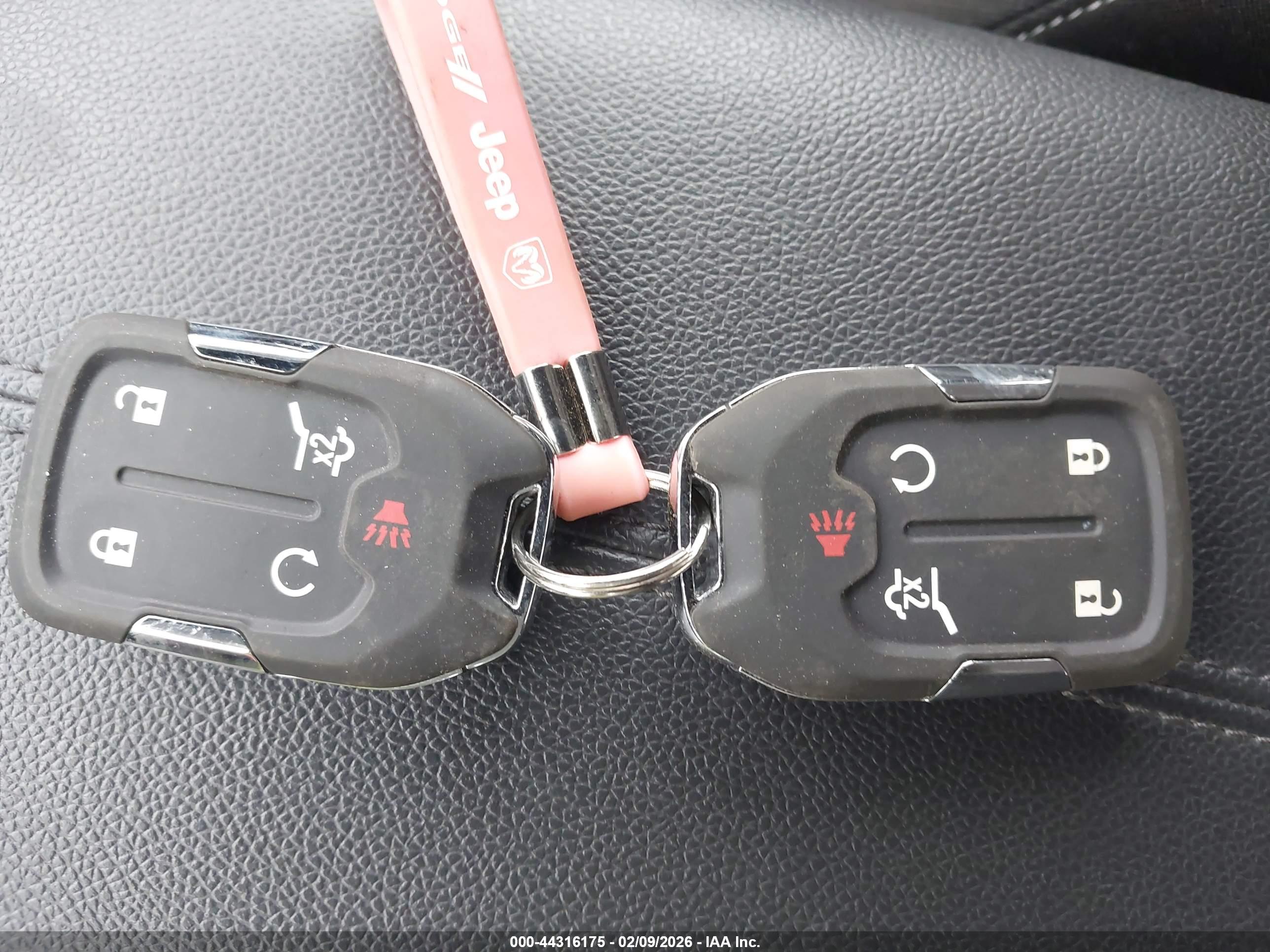GMC TERRAIN image 11