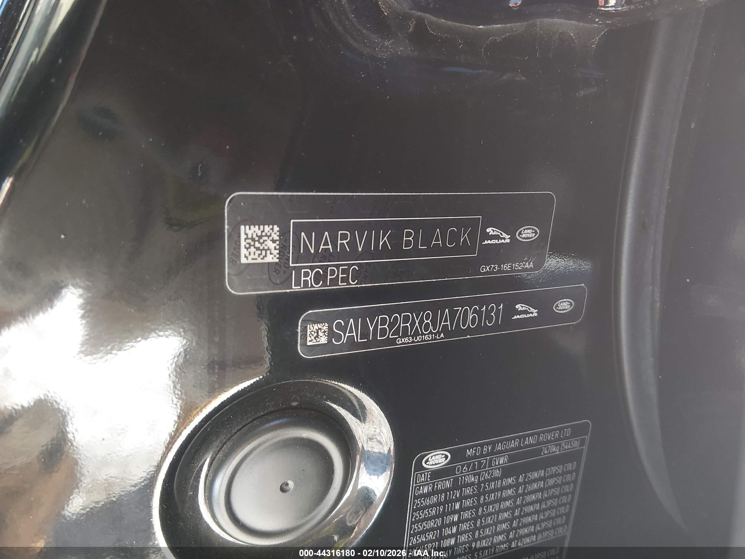 LAND ROVER image 9