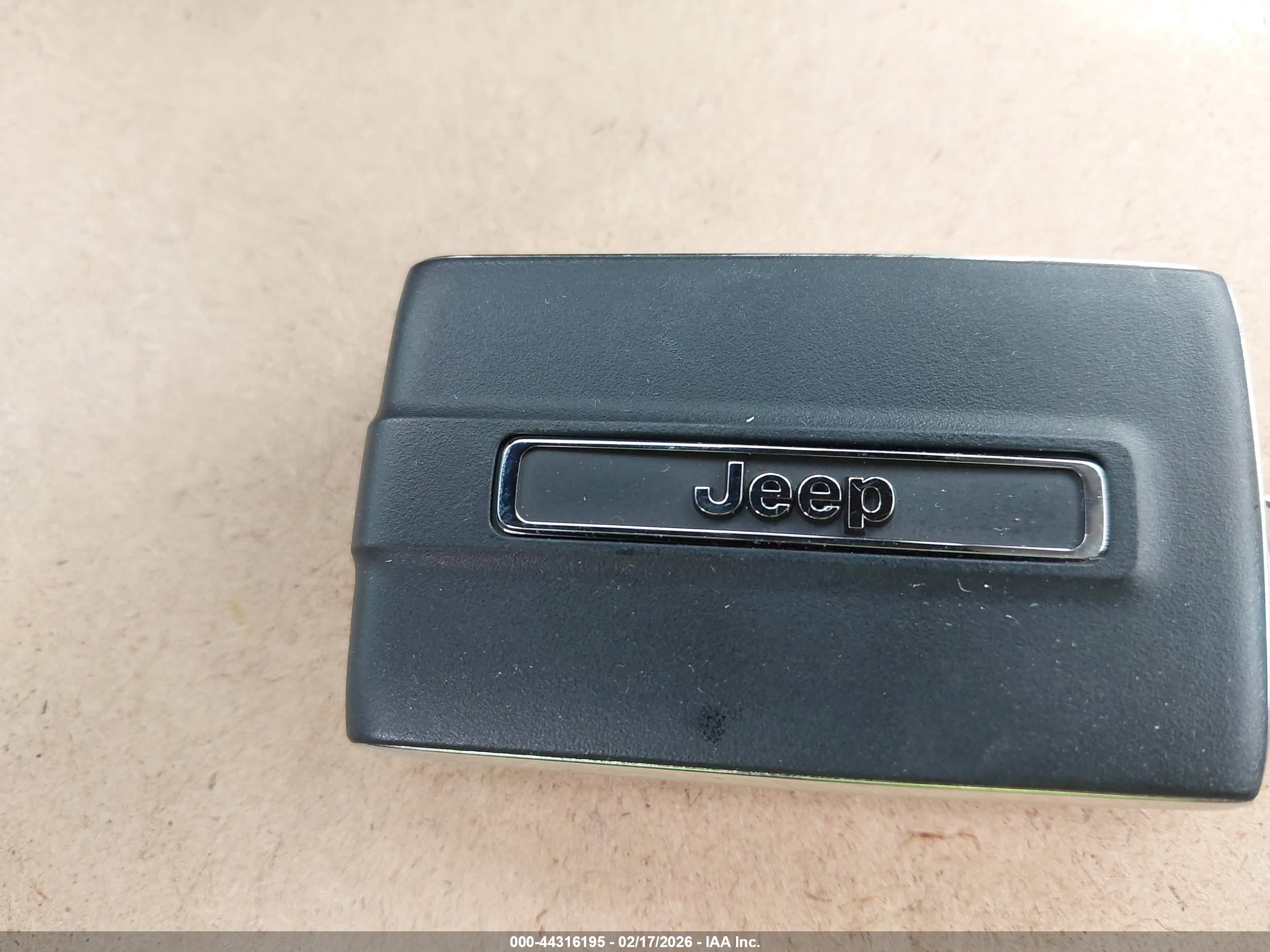 JEEP GRAND image 11
