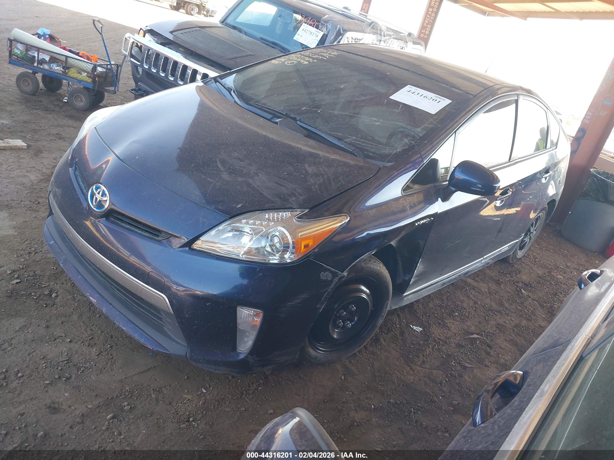 TOYOTA PRIUS image 2
