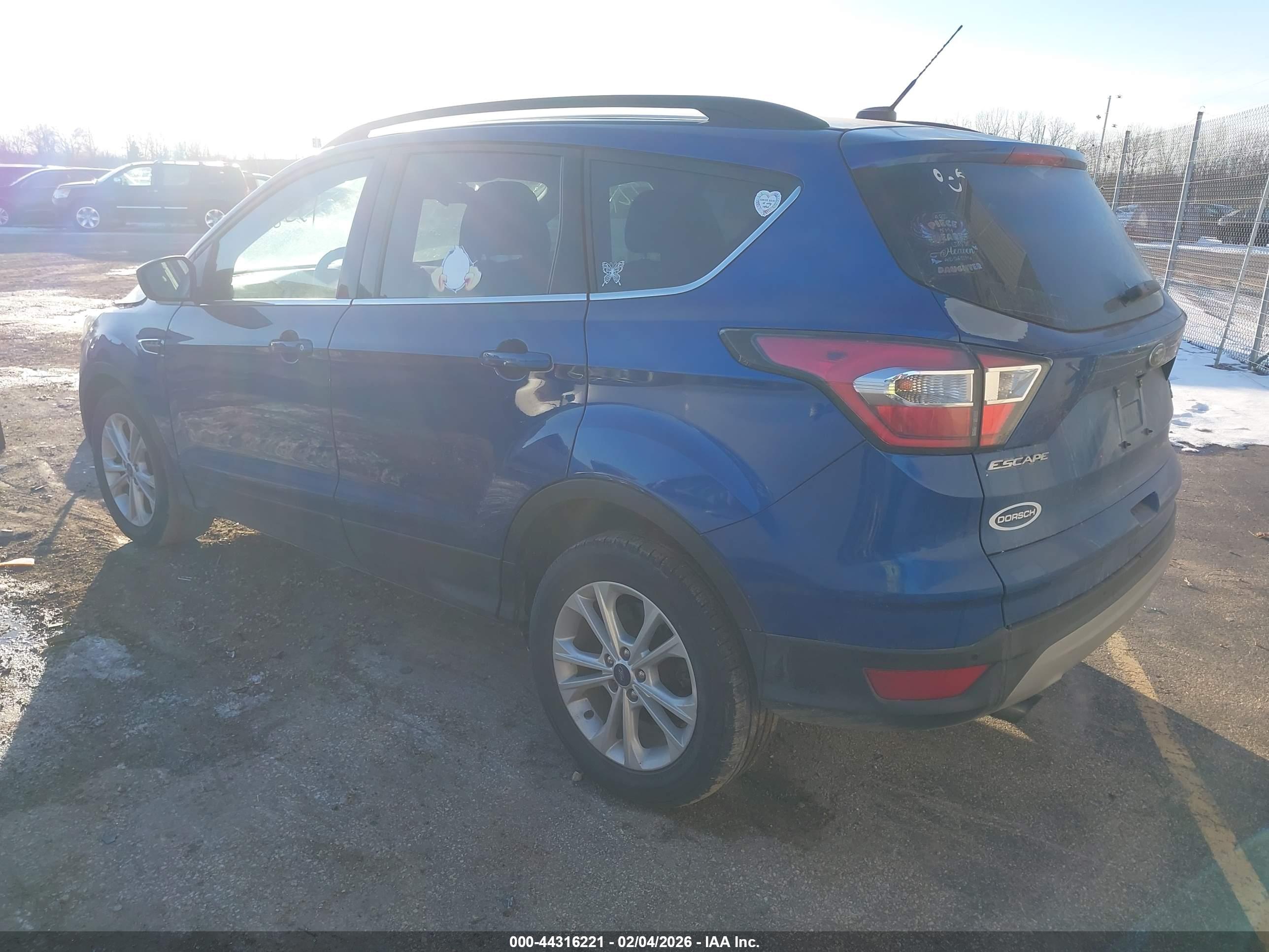 FORD ESCAPE image 3