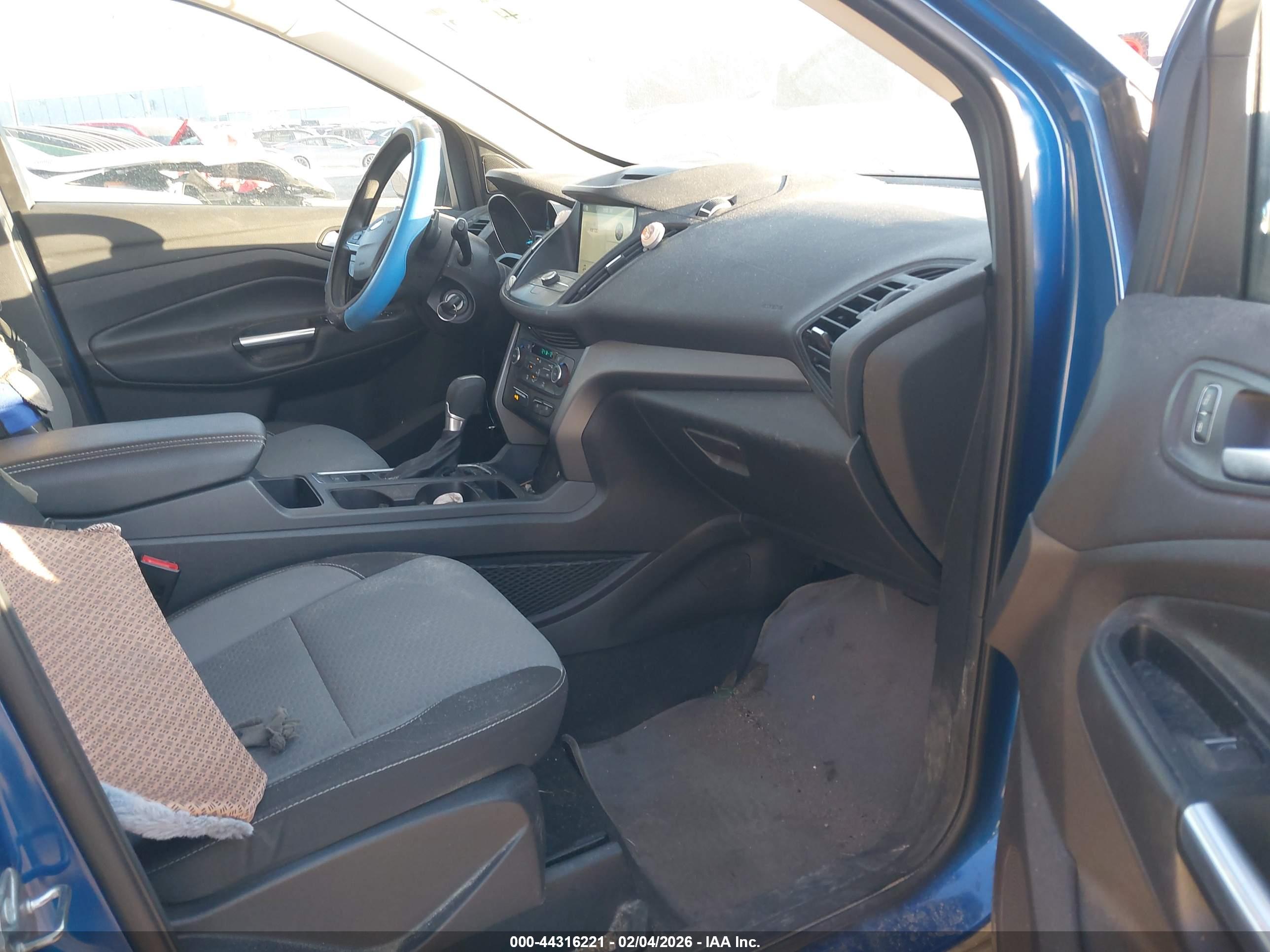 FORD ESCAPE image 5